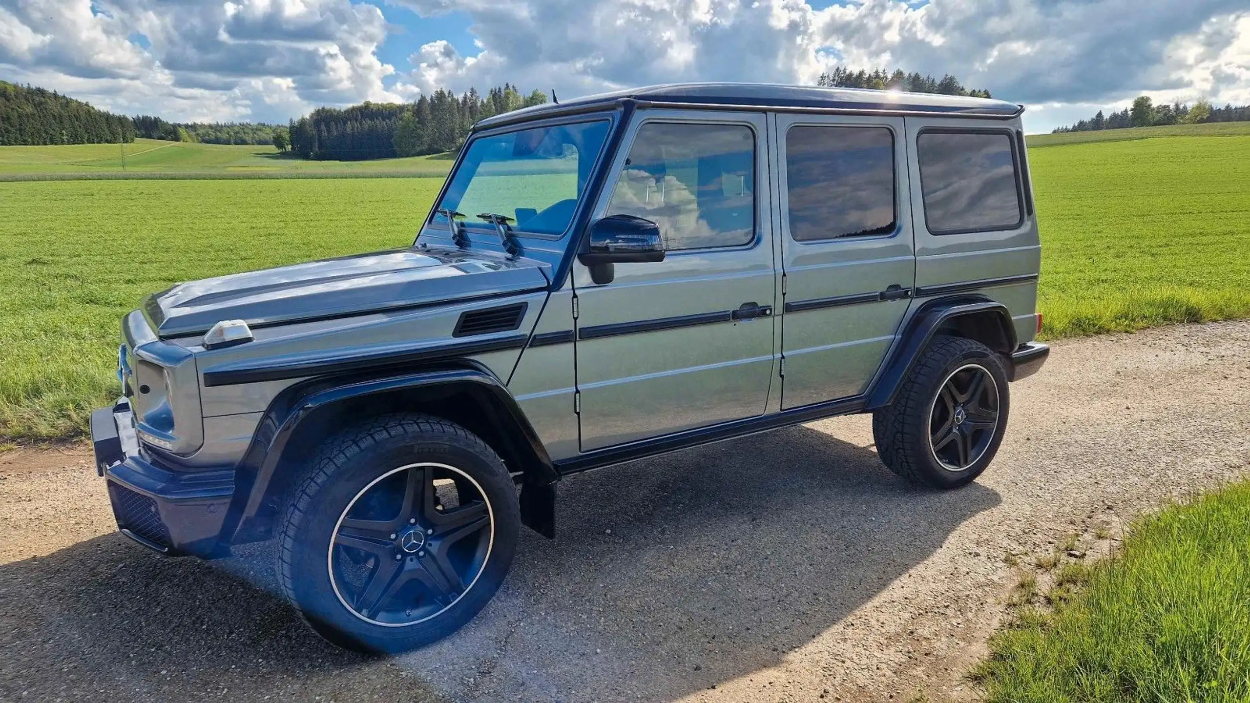 Mercedes-Benz - G 350