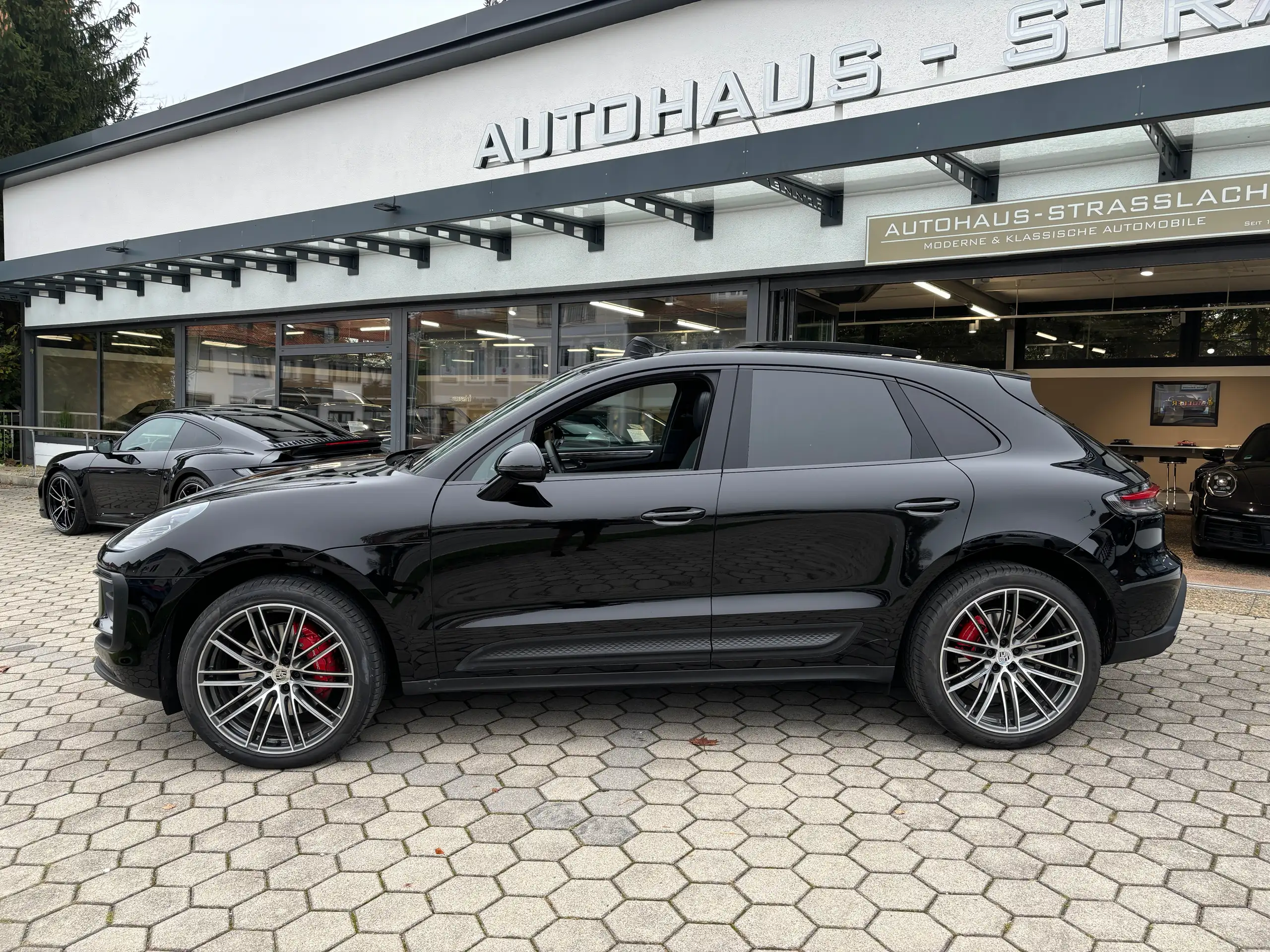 Porsche - Macan