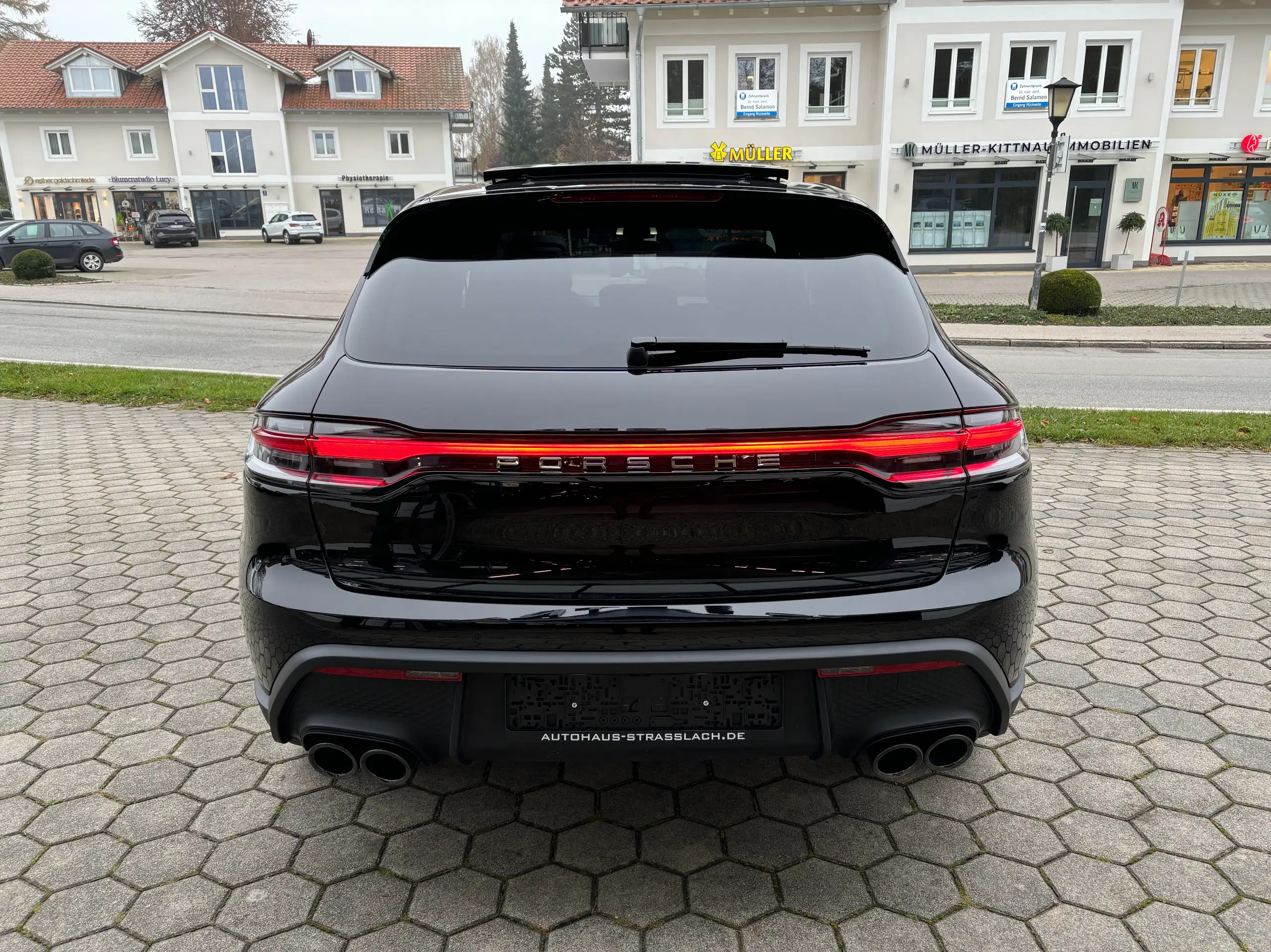 Porsche - Macan