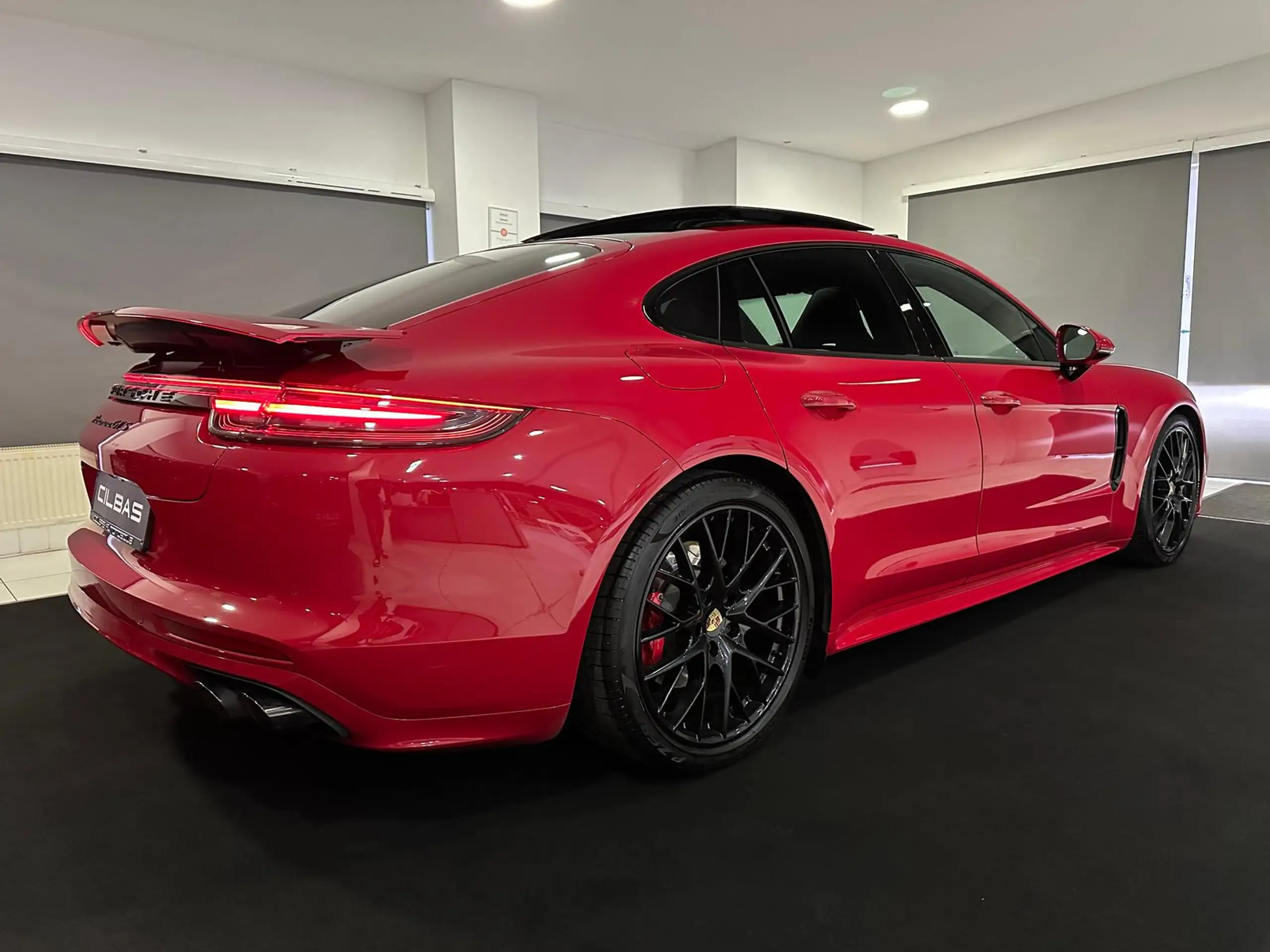 Porsche - Panamera