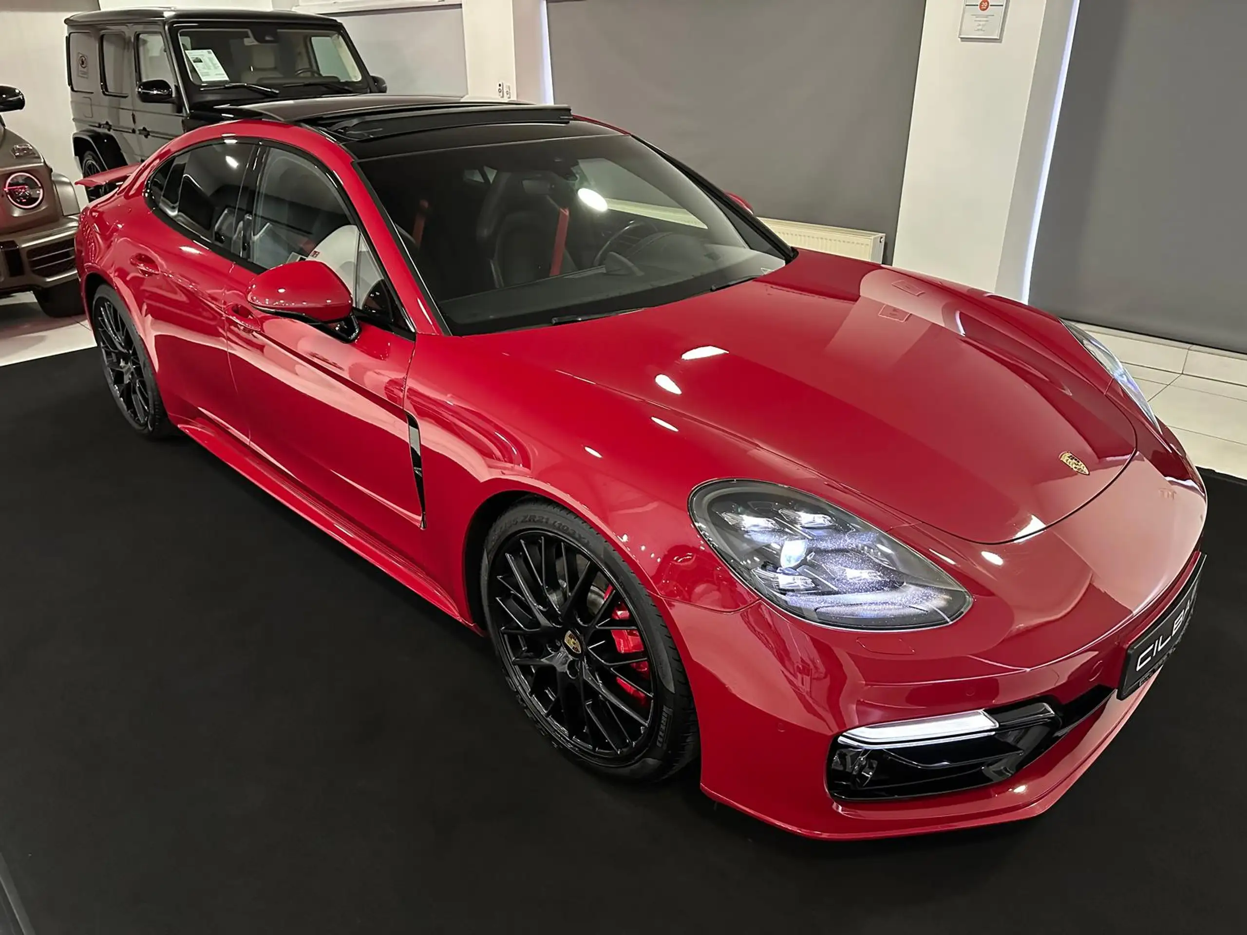 Porsche - Panamera