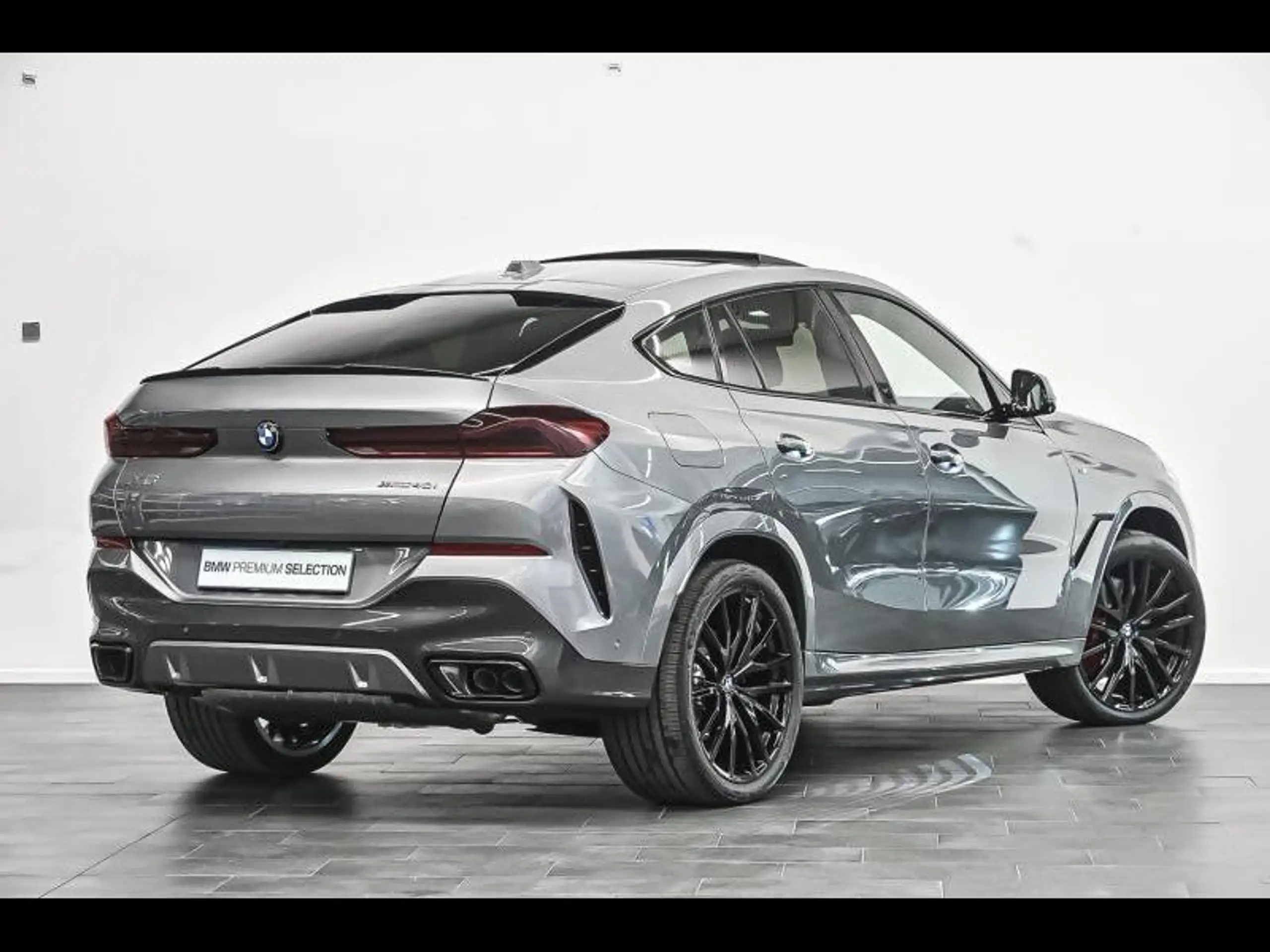 BMW - X6