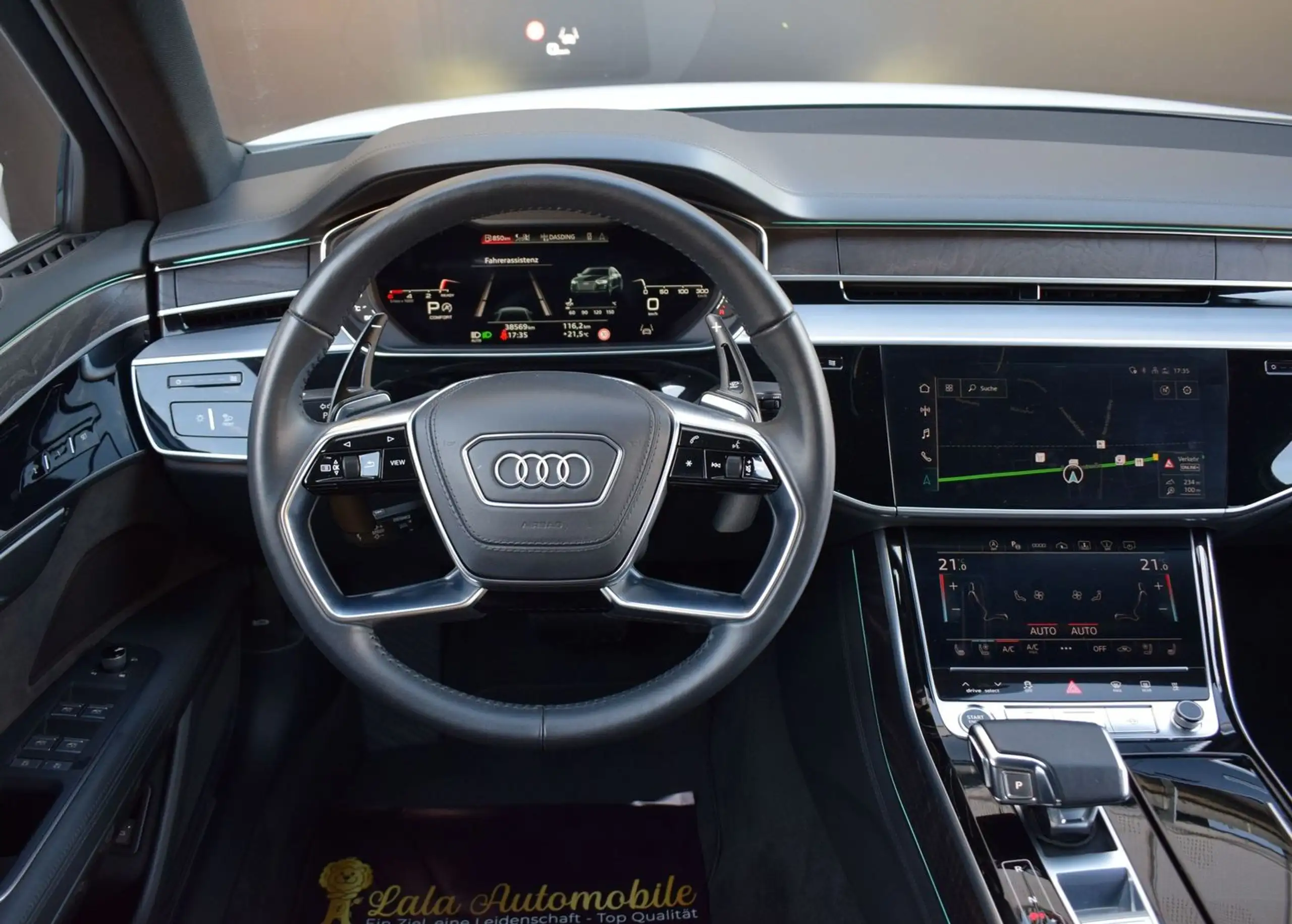 Audi - A8