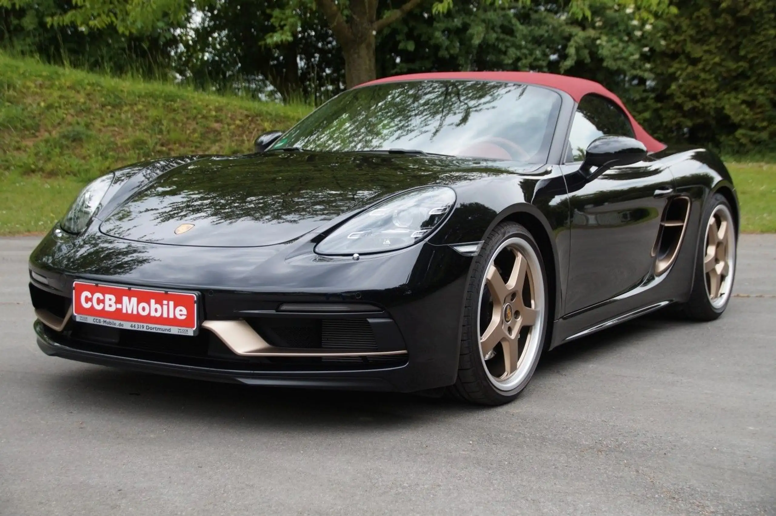 Porsche - Boxster