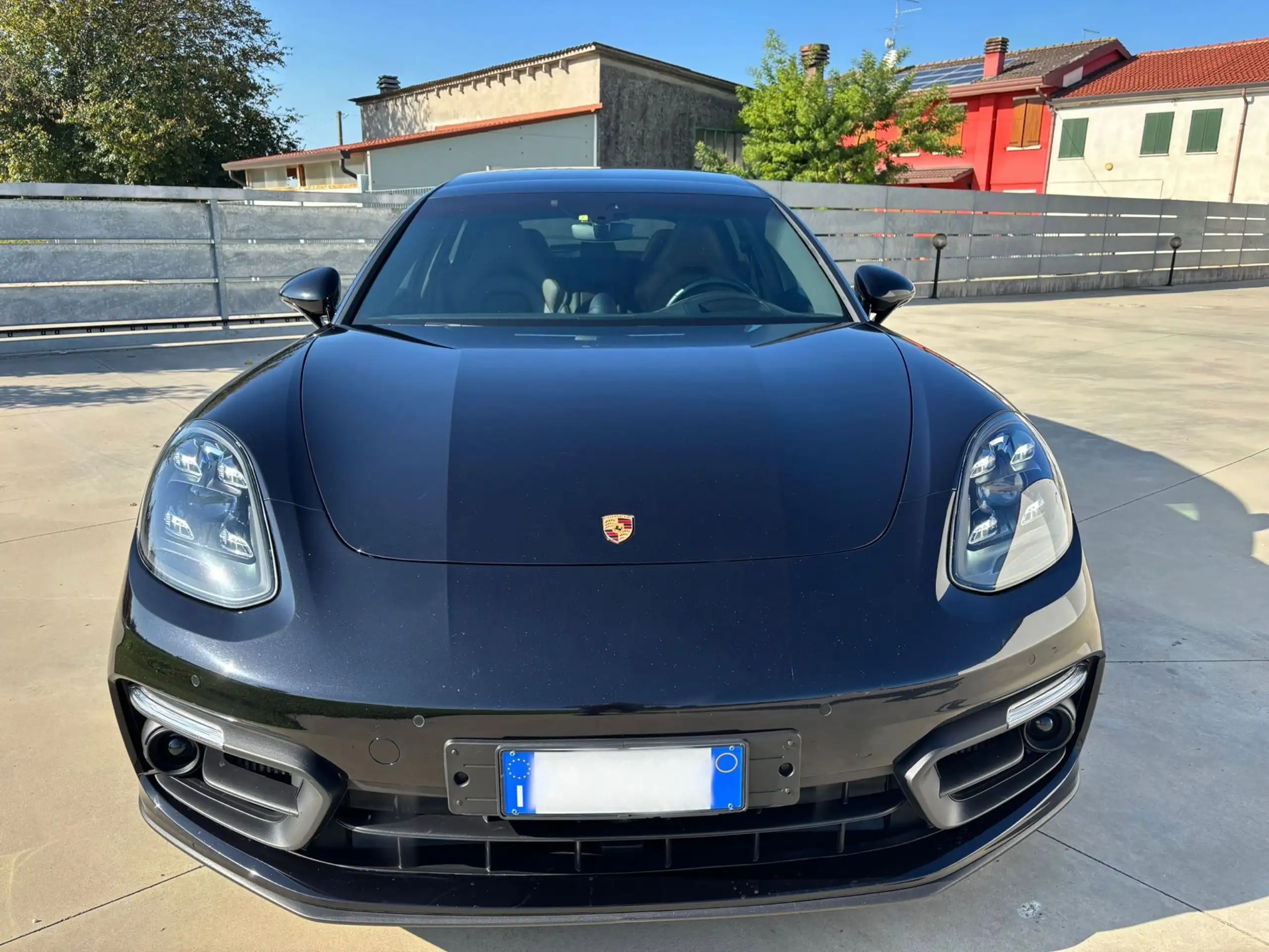 Porsche - Panamera