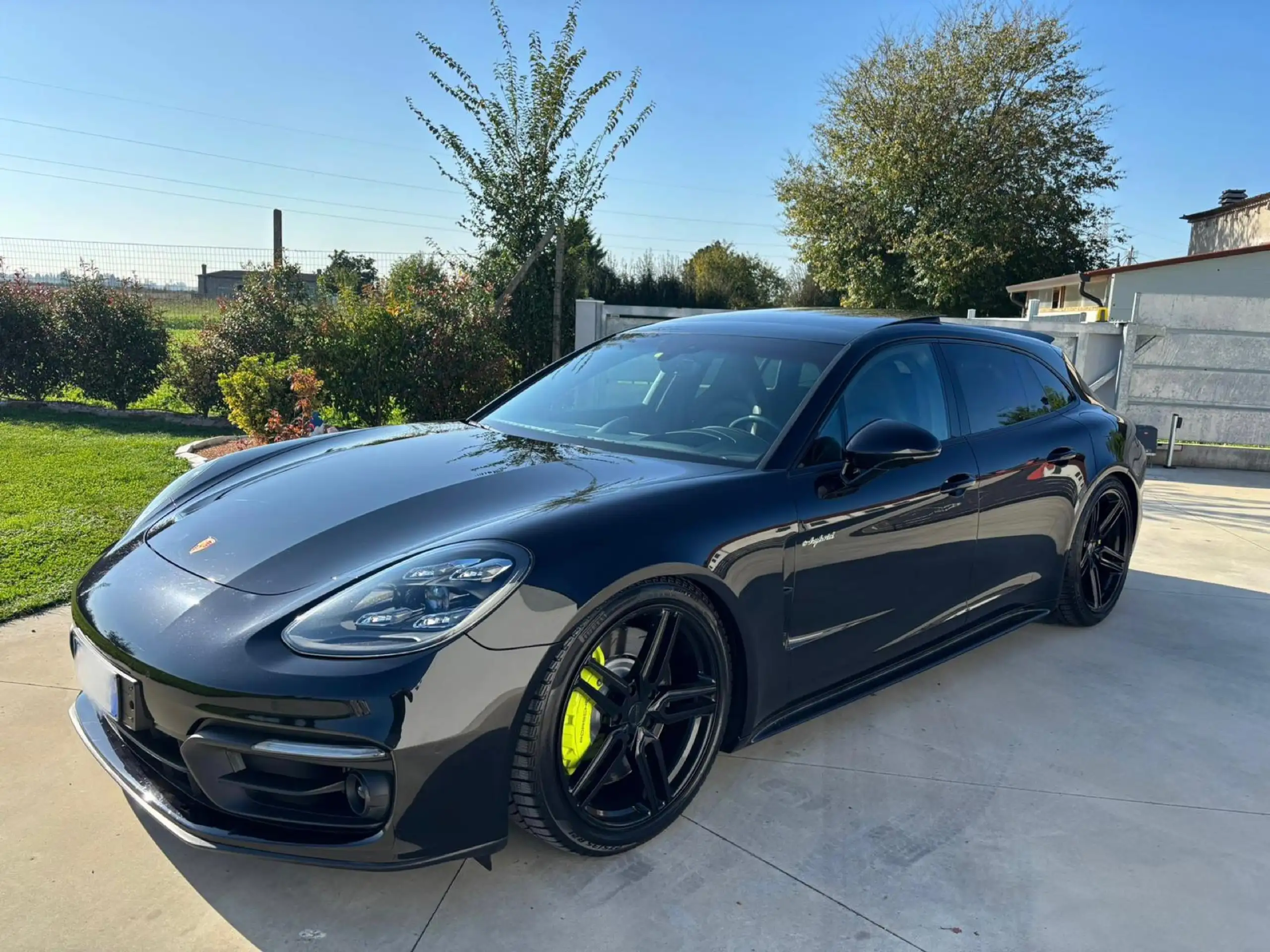 Porsche - Panamera