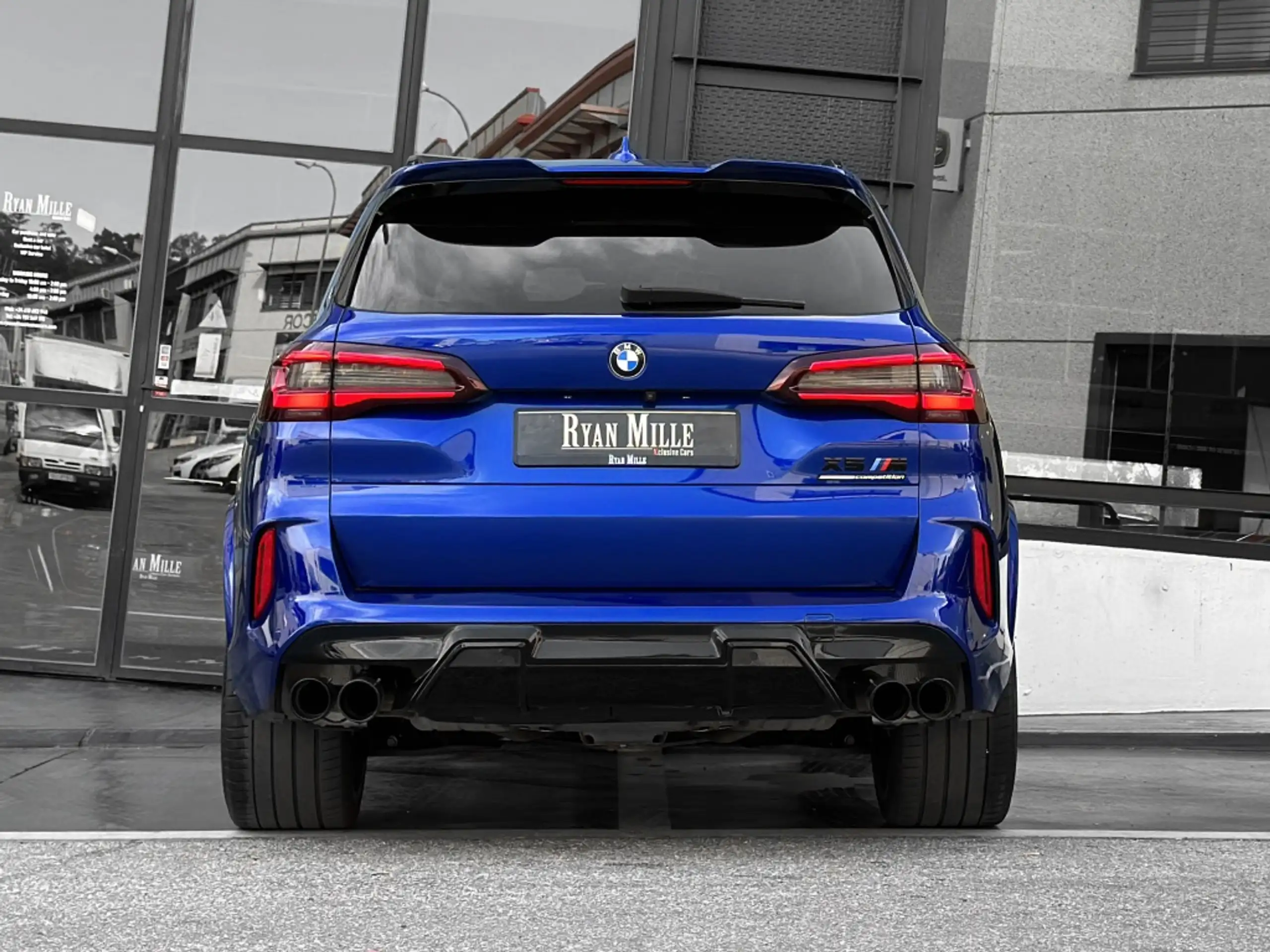 BMW - X5 M