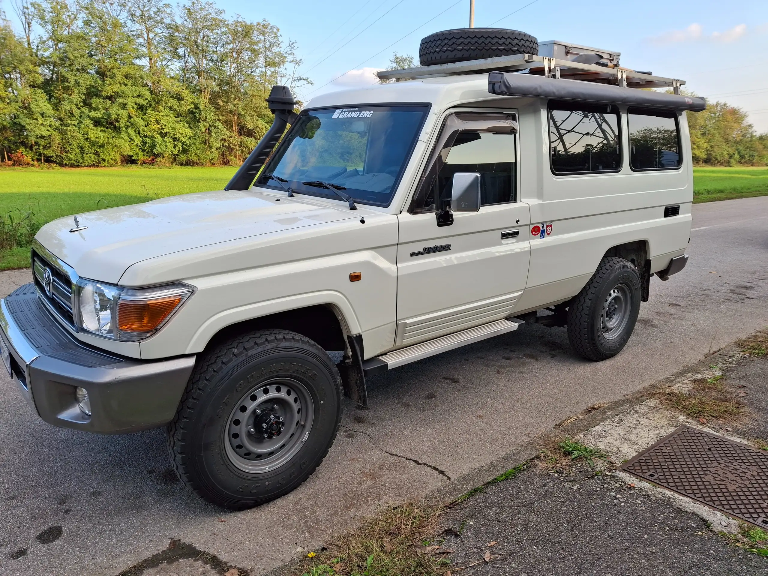 Toyota - Land Cruiser