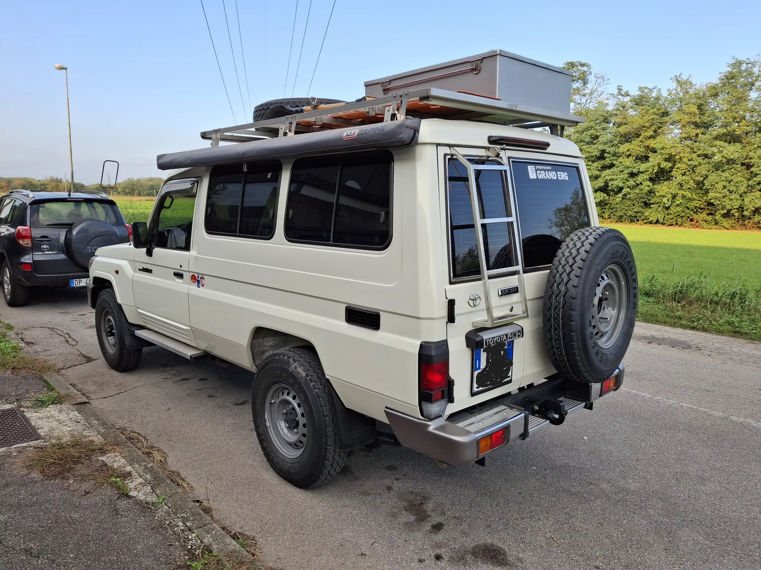 Toyota - Land Cruiser