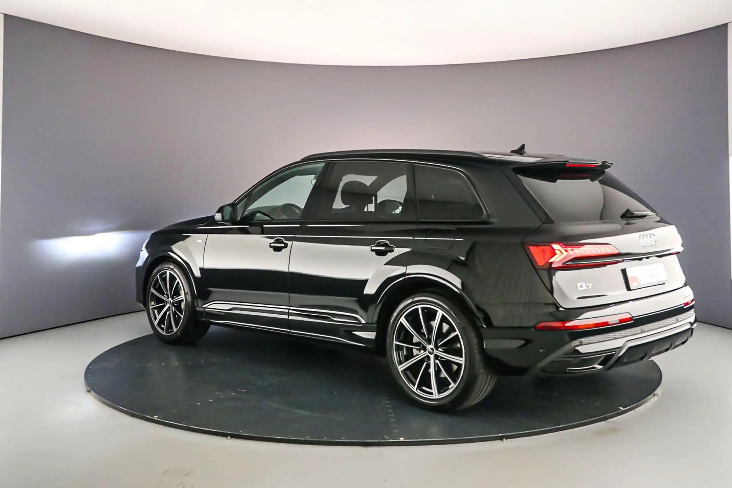 Audi - Q7