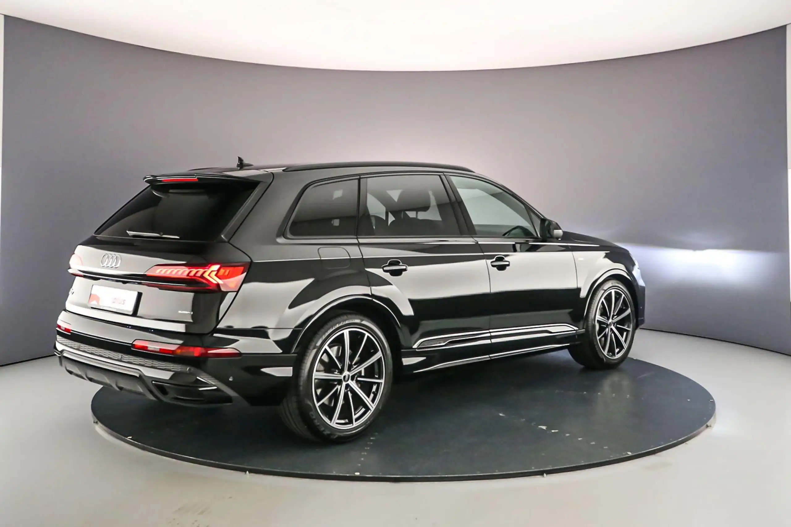 Audi - Q7