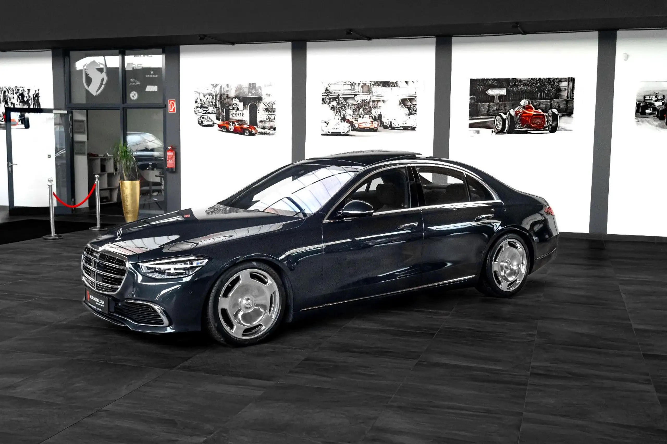 Mercedes-Benz - S 400