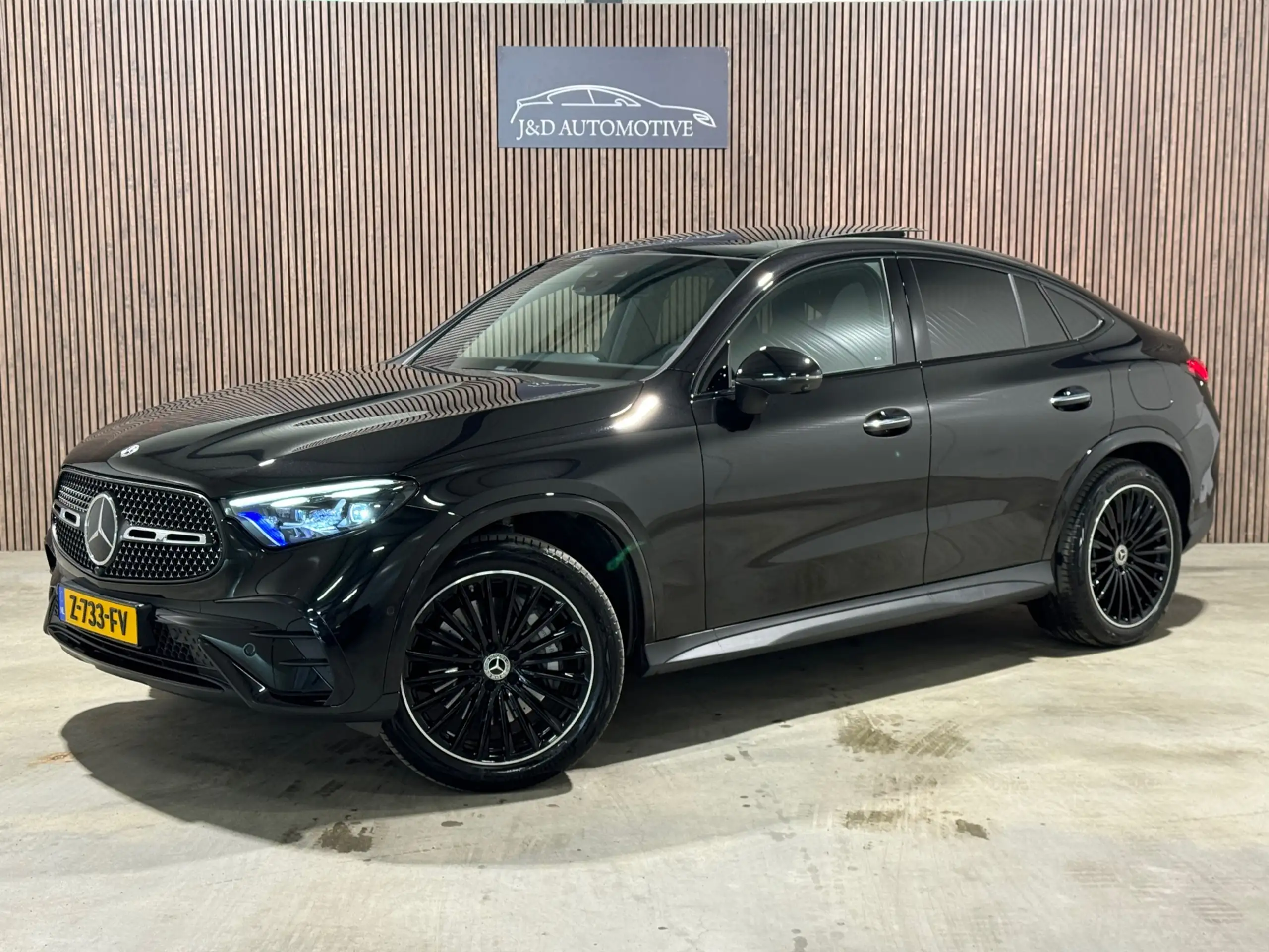 Mercedes-Benz GLC 400 2023