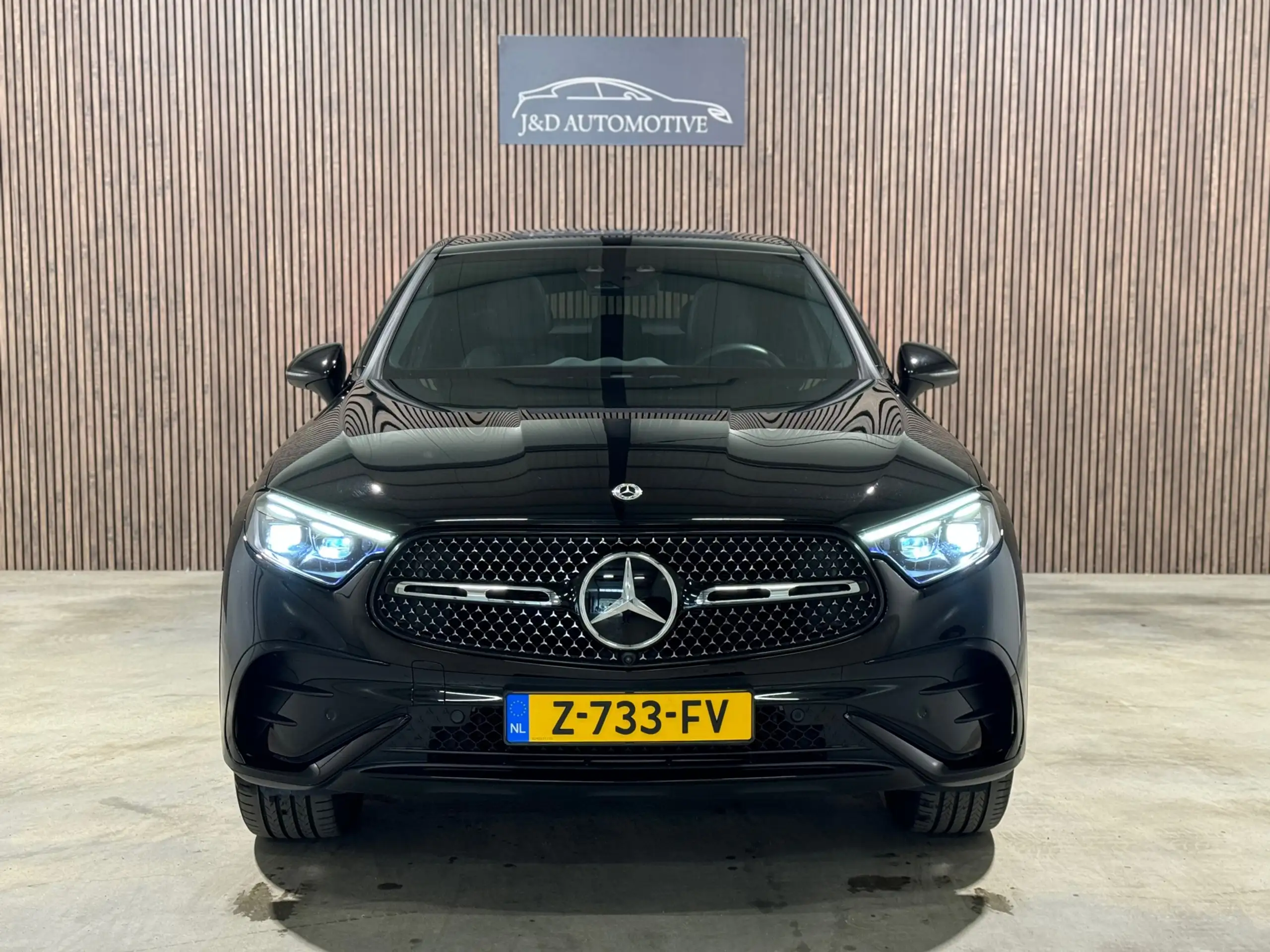 Mercedes-Benz - GLC 400