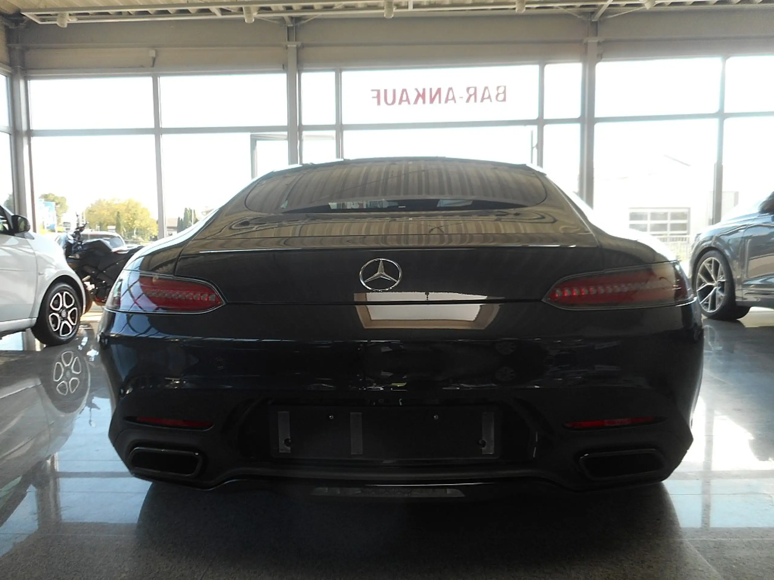 Mercedes-Benz - AMG GT