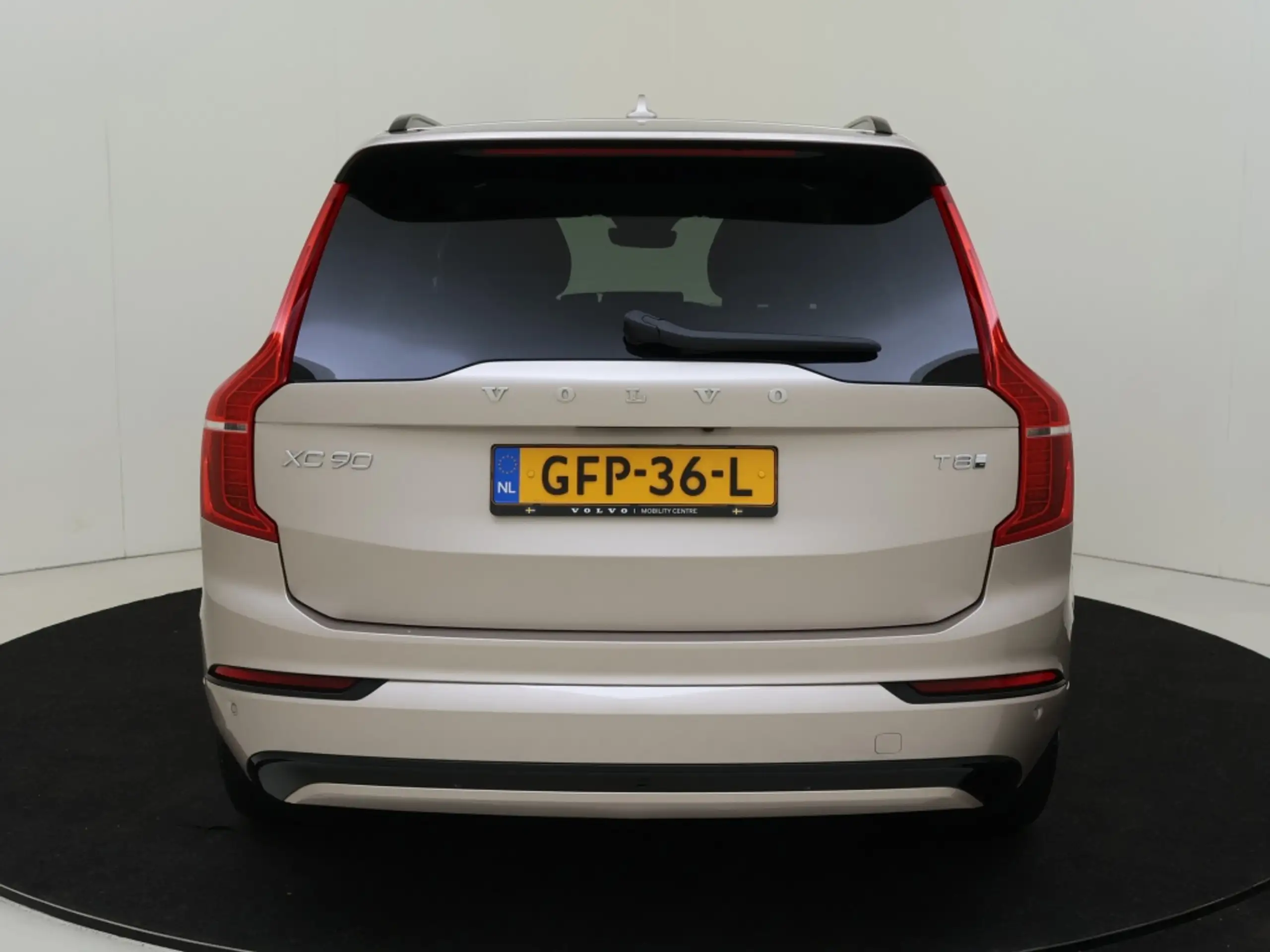 Volvo - XC90