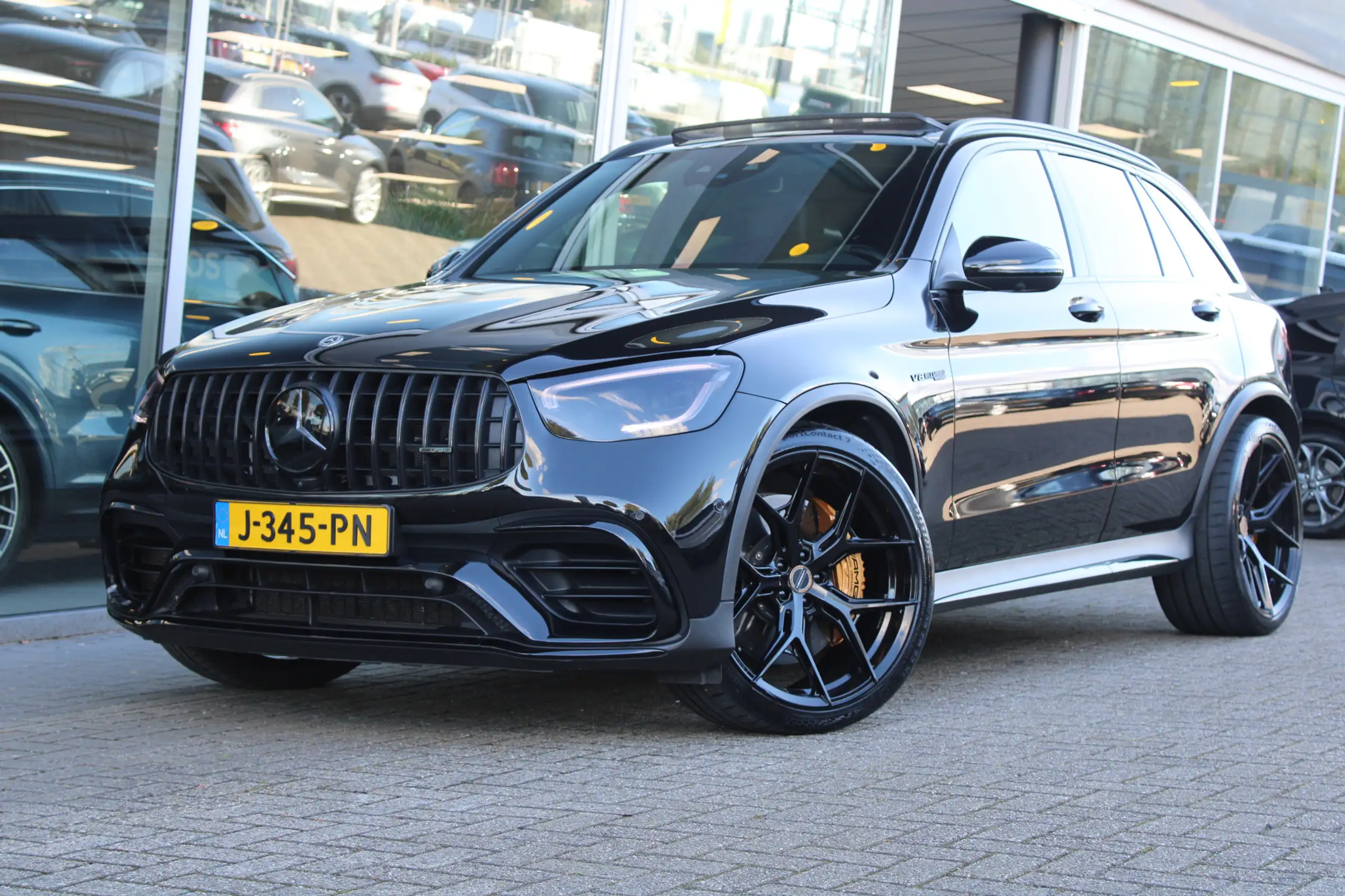 Mercedes-Benz - GLC 63 AMG