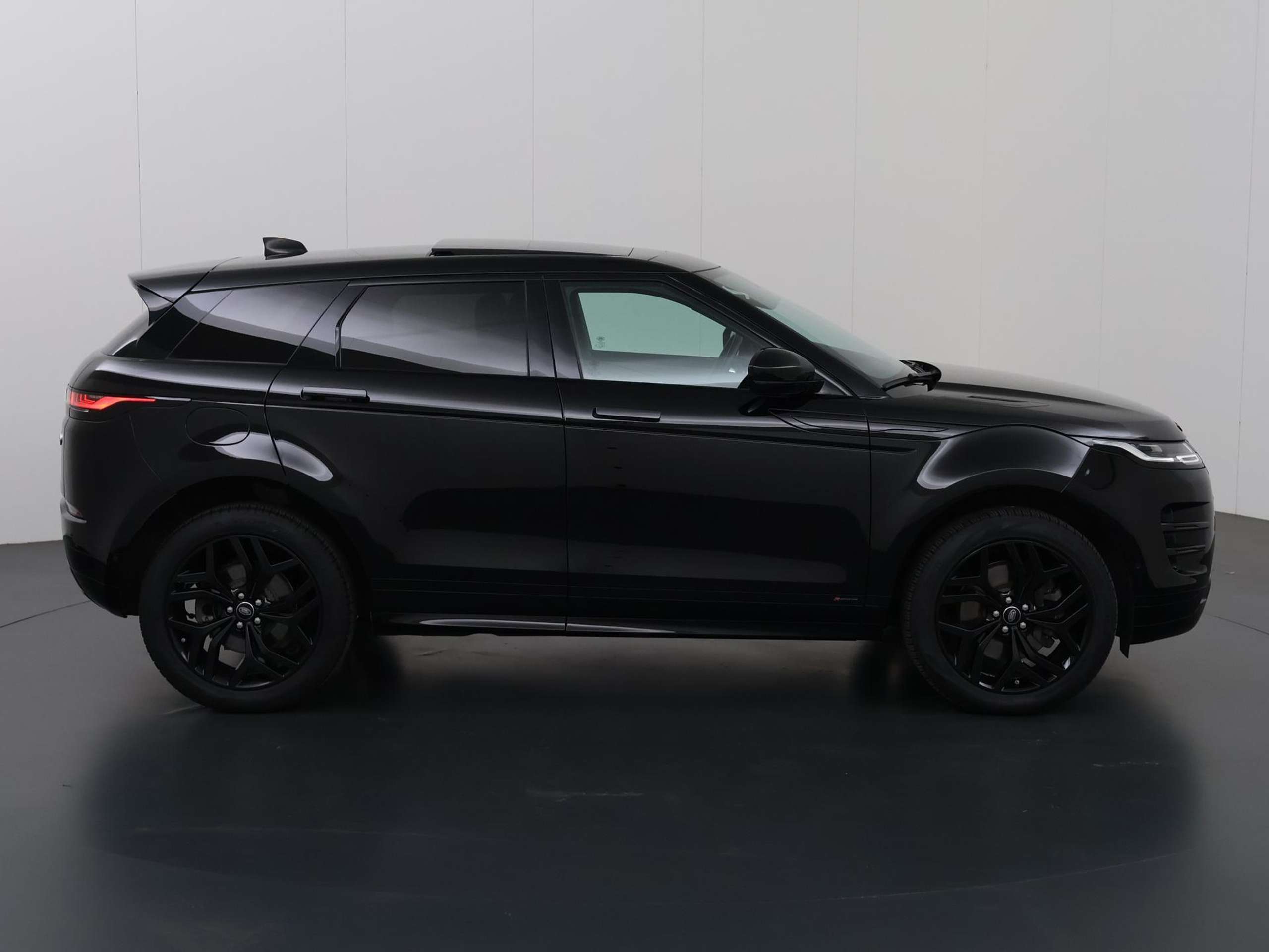 Land Rover - Range Rover Evoque