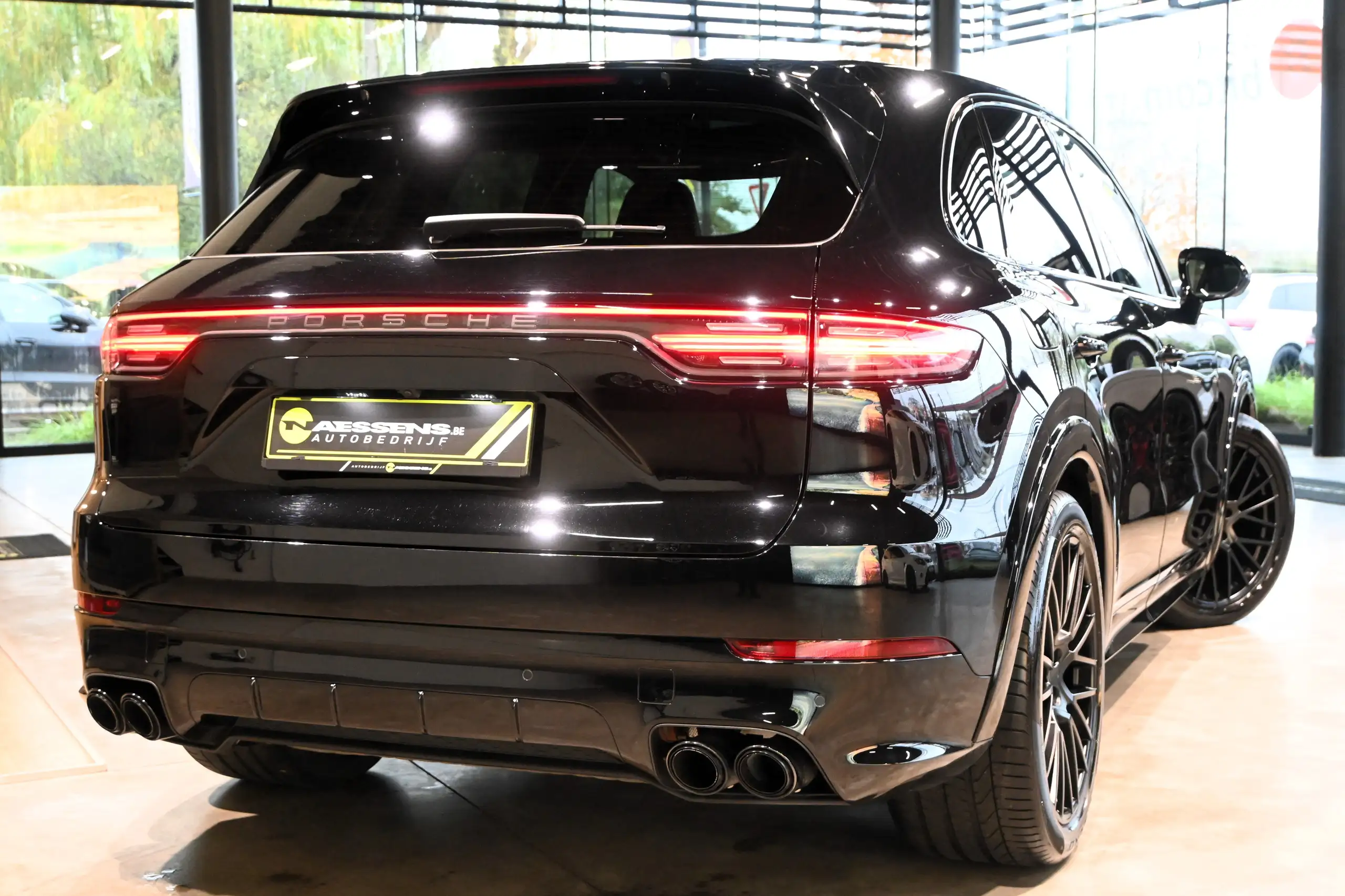 Porsche - Cayenne