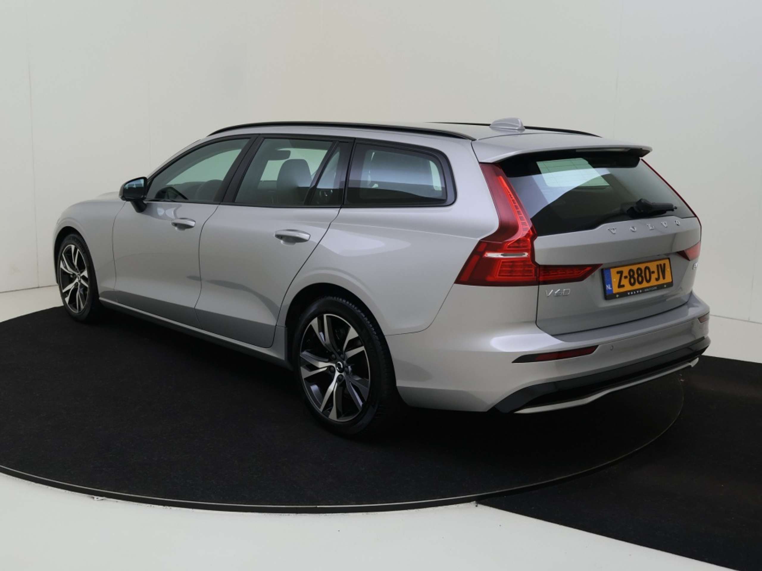 Volvo - V60