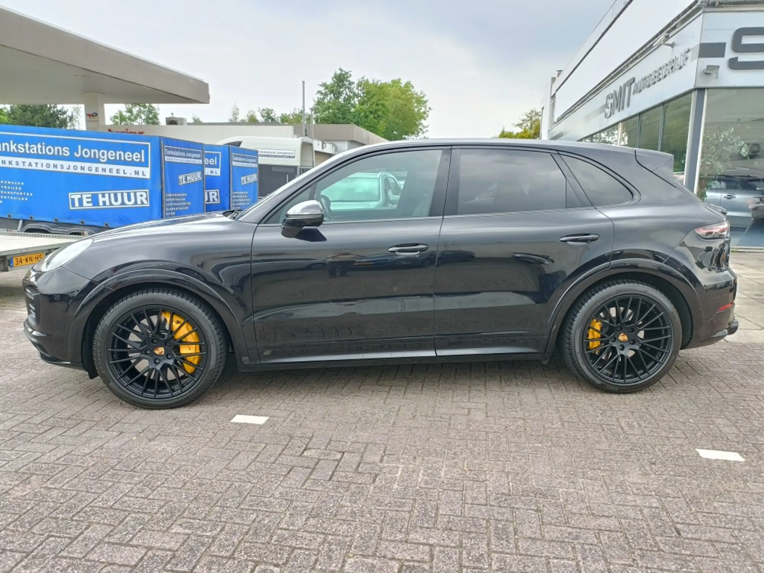 Porsche - Cayenne