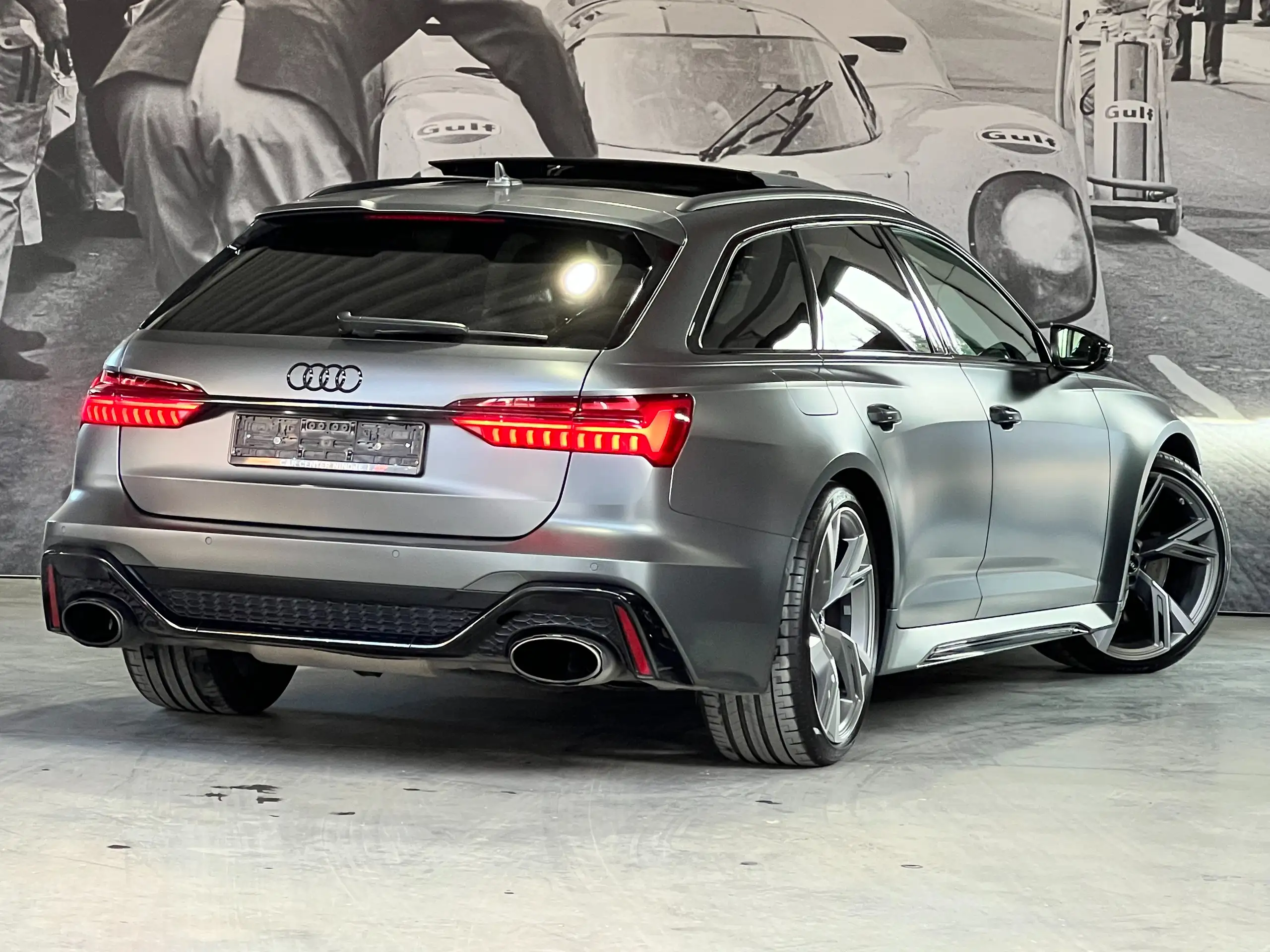 Audi - RS6