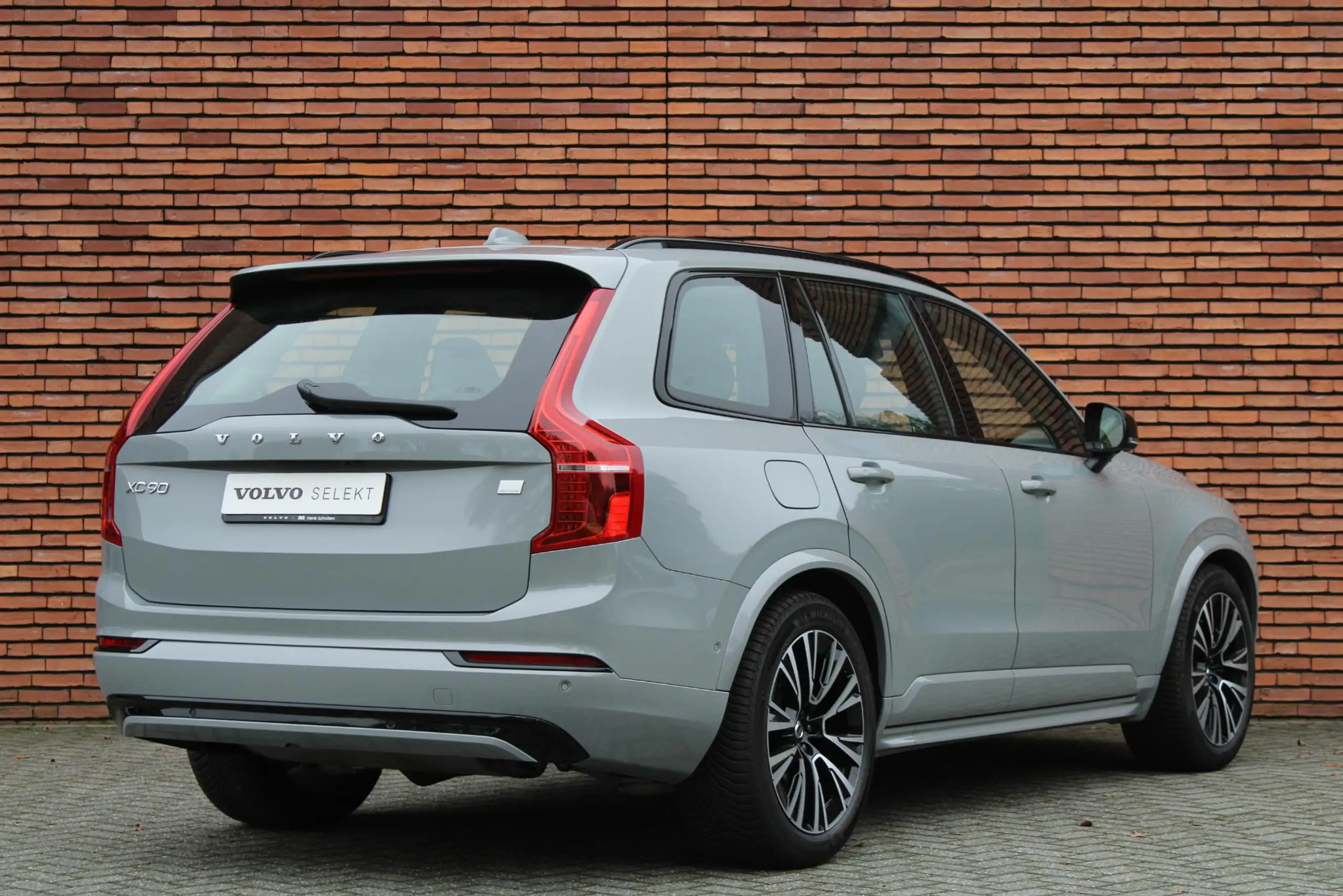 Volvo - XC90