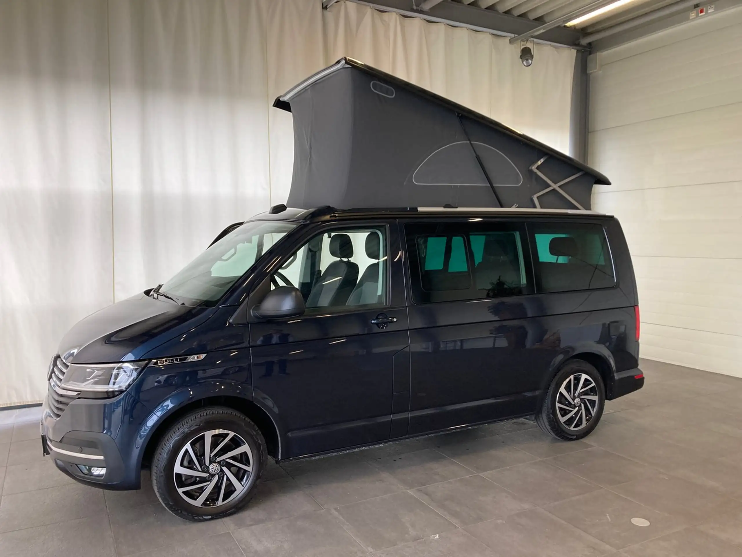 Volkswagen - T6.1 California