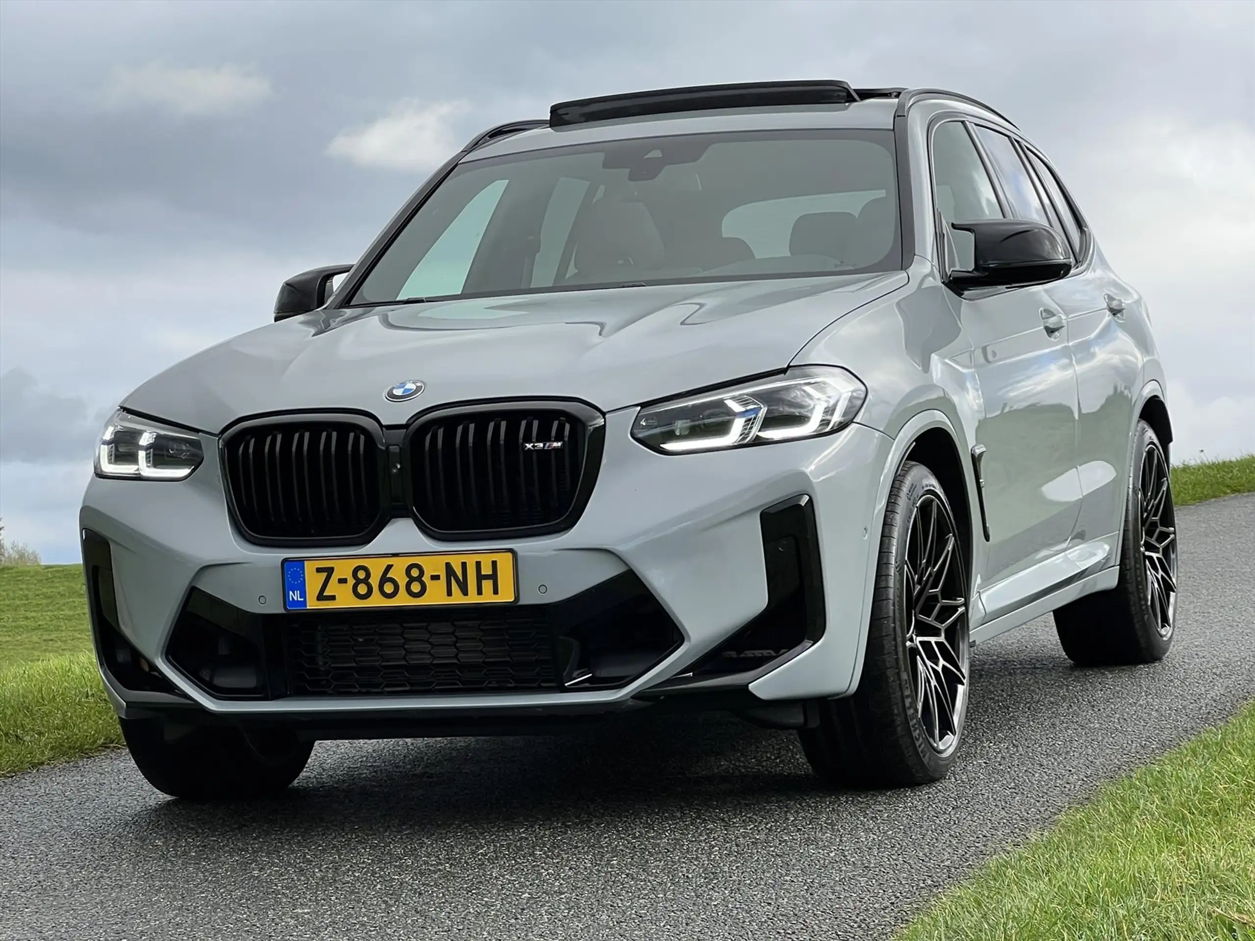 BMW - X3 M