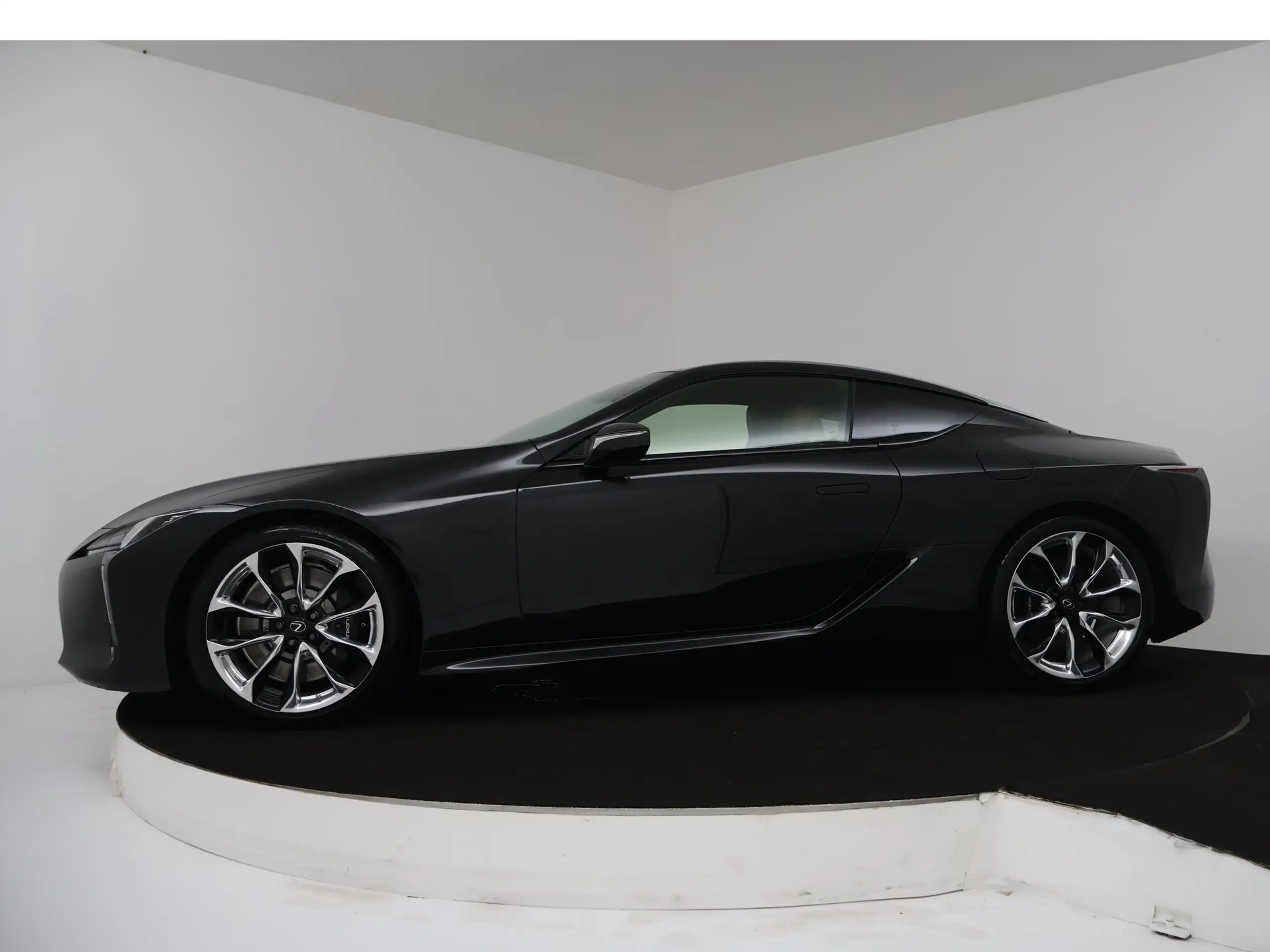 Lexus - LC 500h