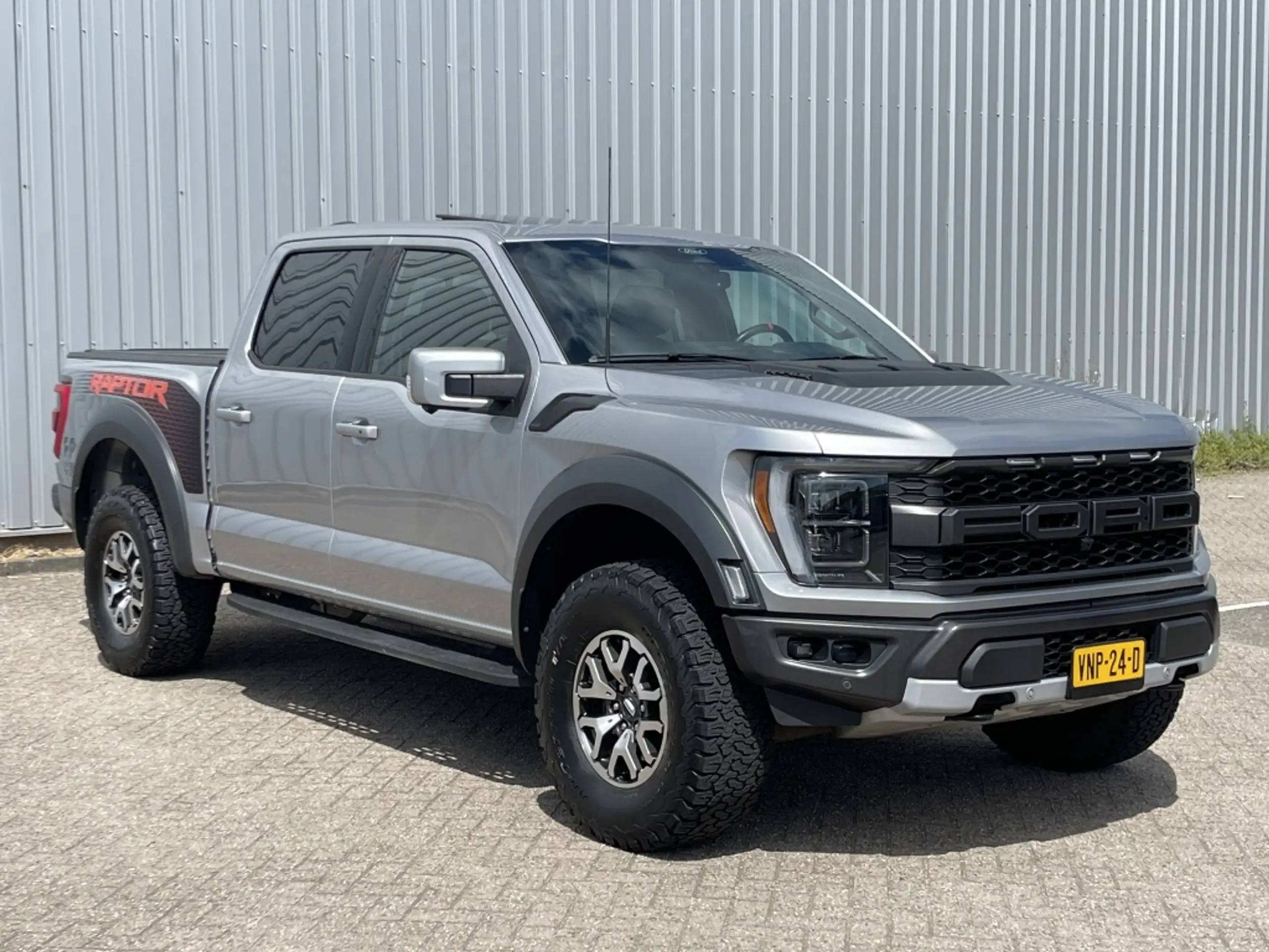 Ford - F 150