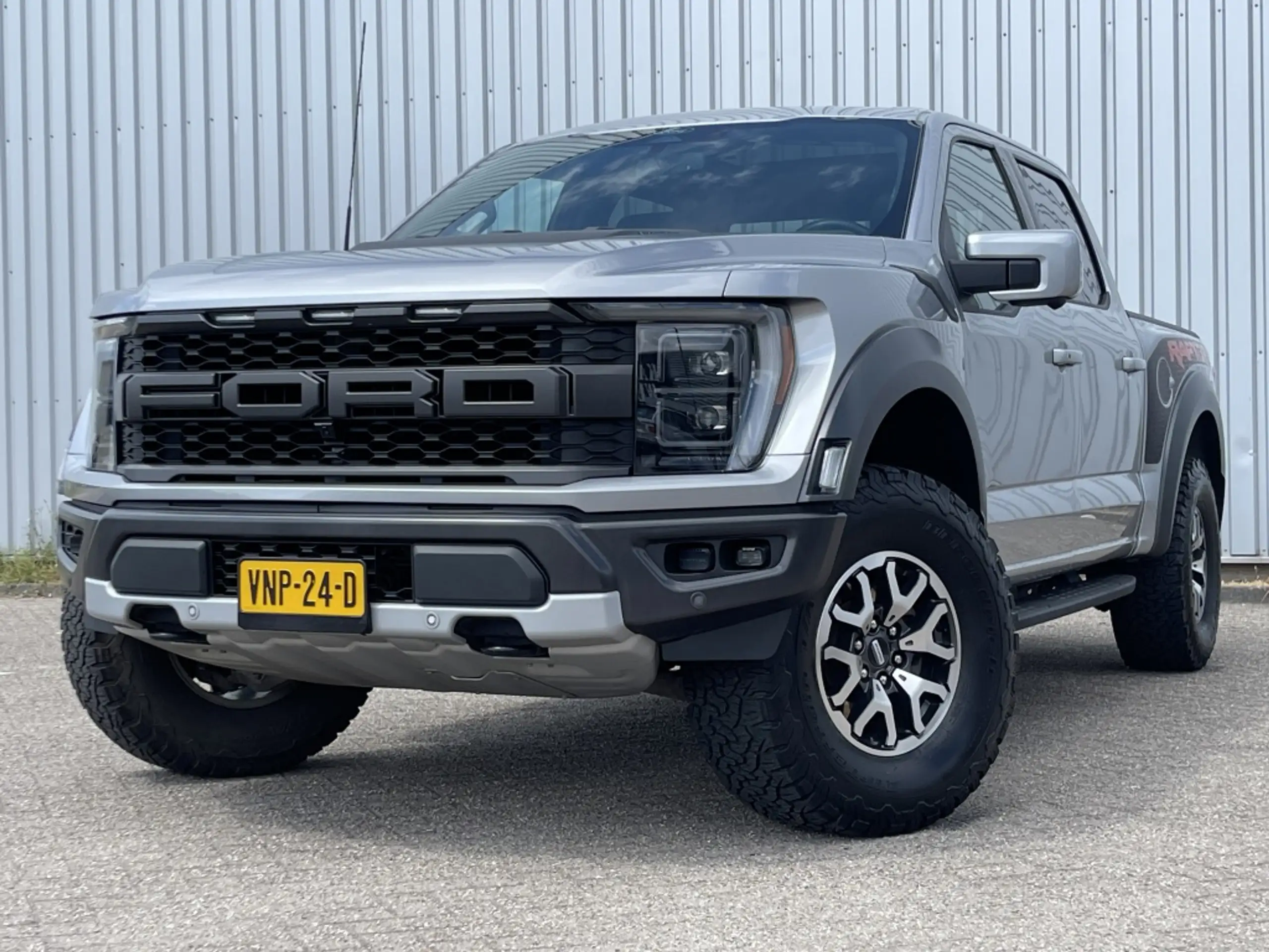 Ford - F 150