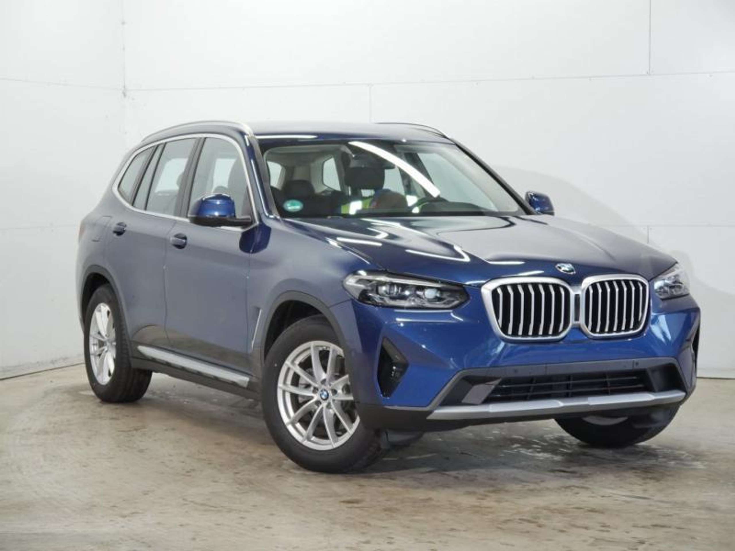 BMW - X3