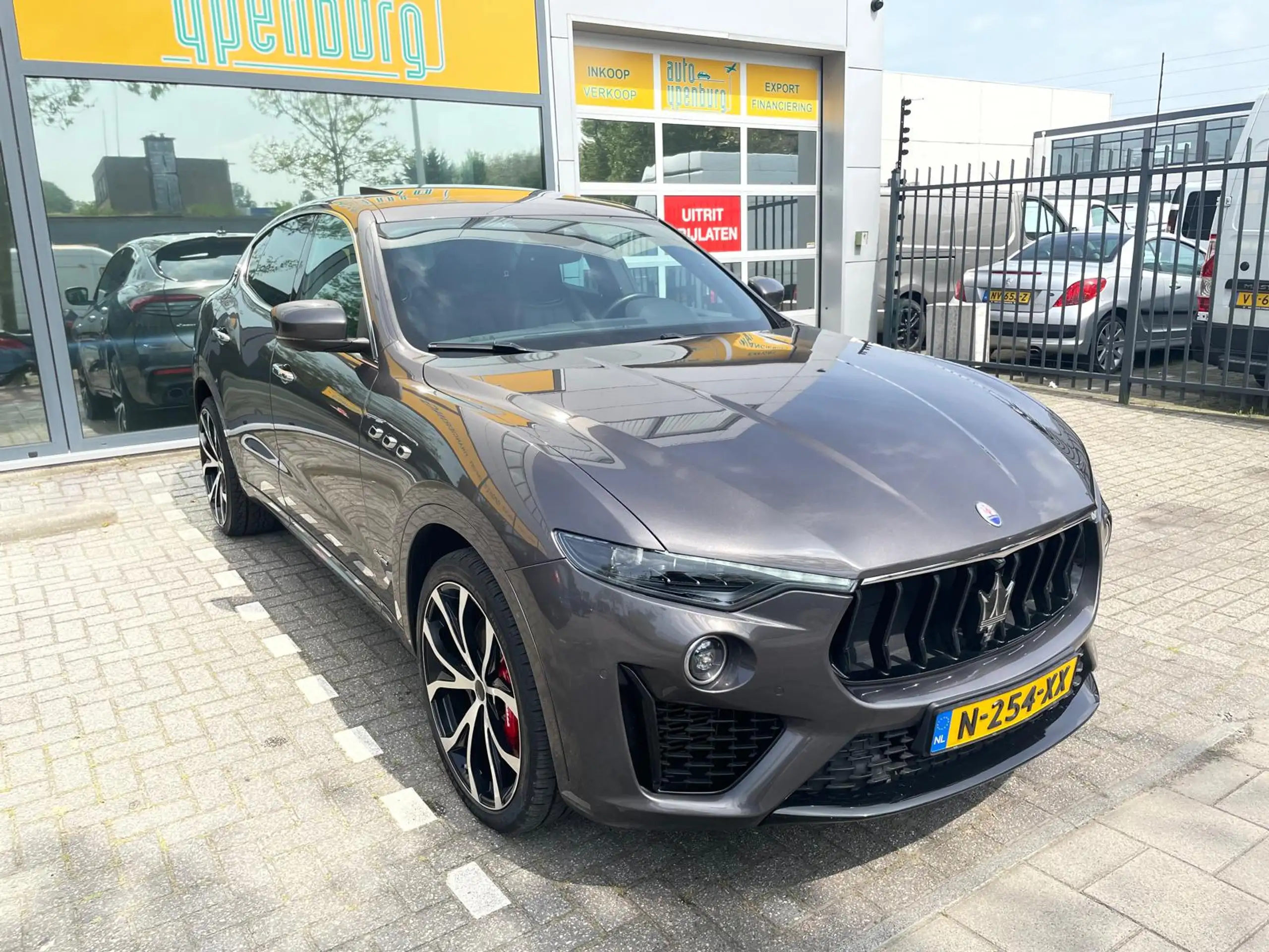 Maserati - Levante