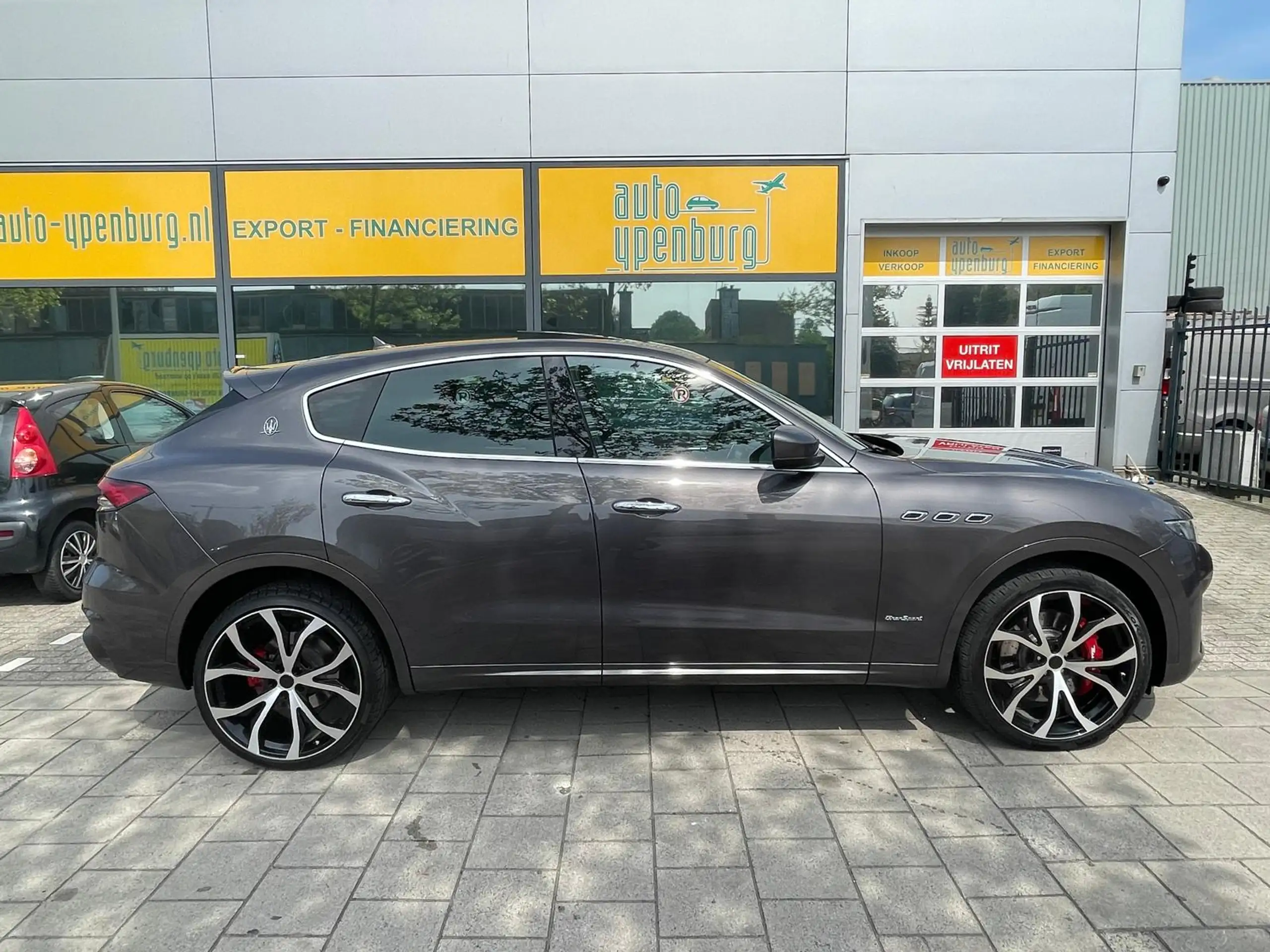 Maserati - Levante