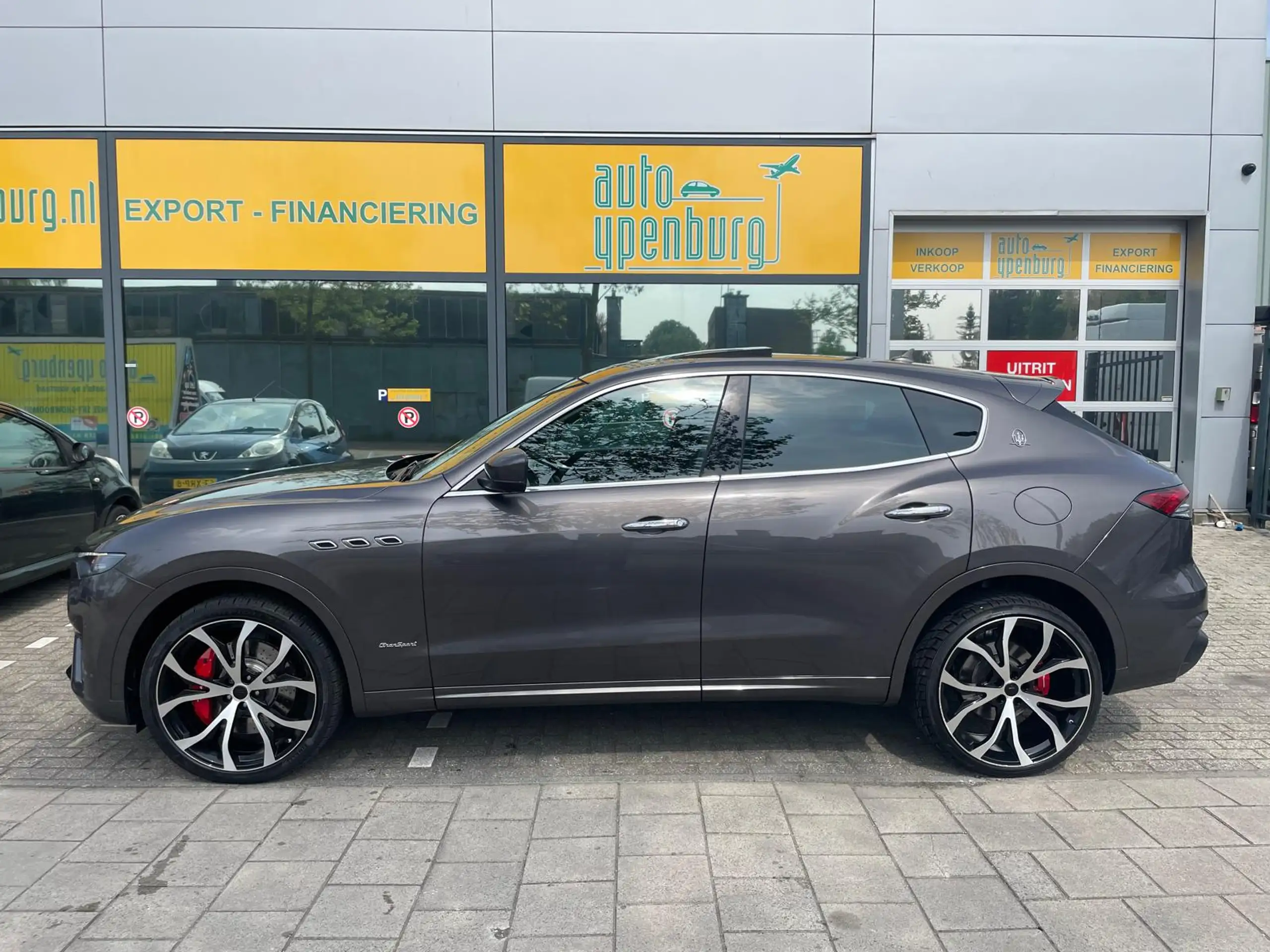 Maserati - Levante