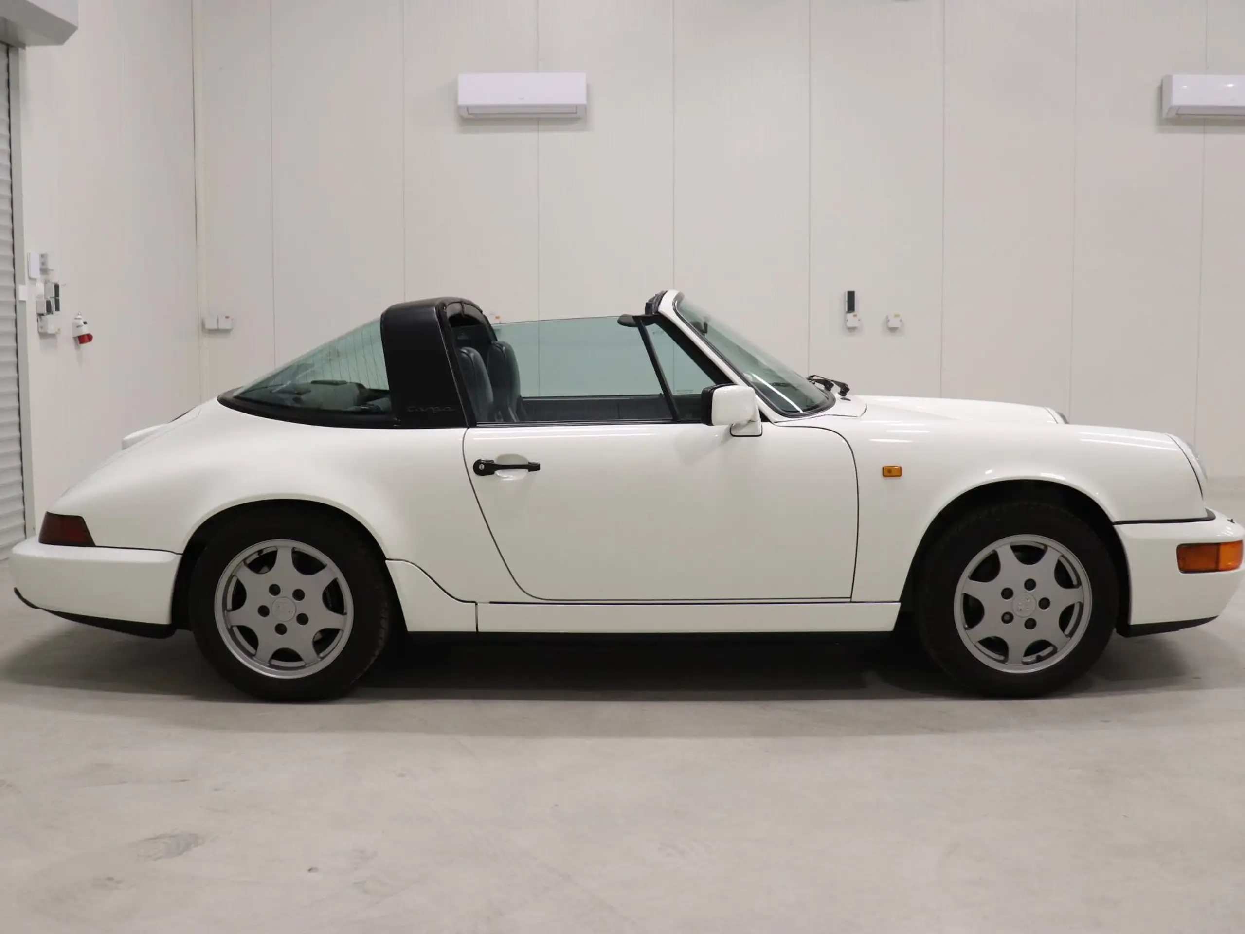 Porsche - 964