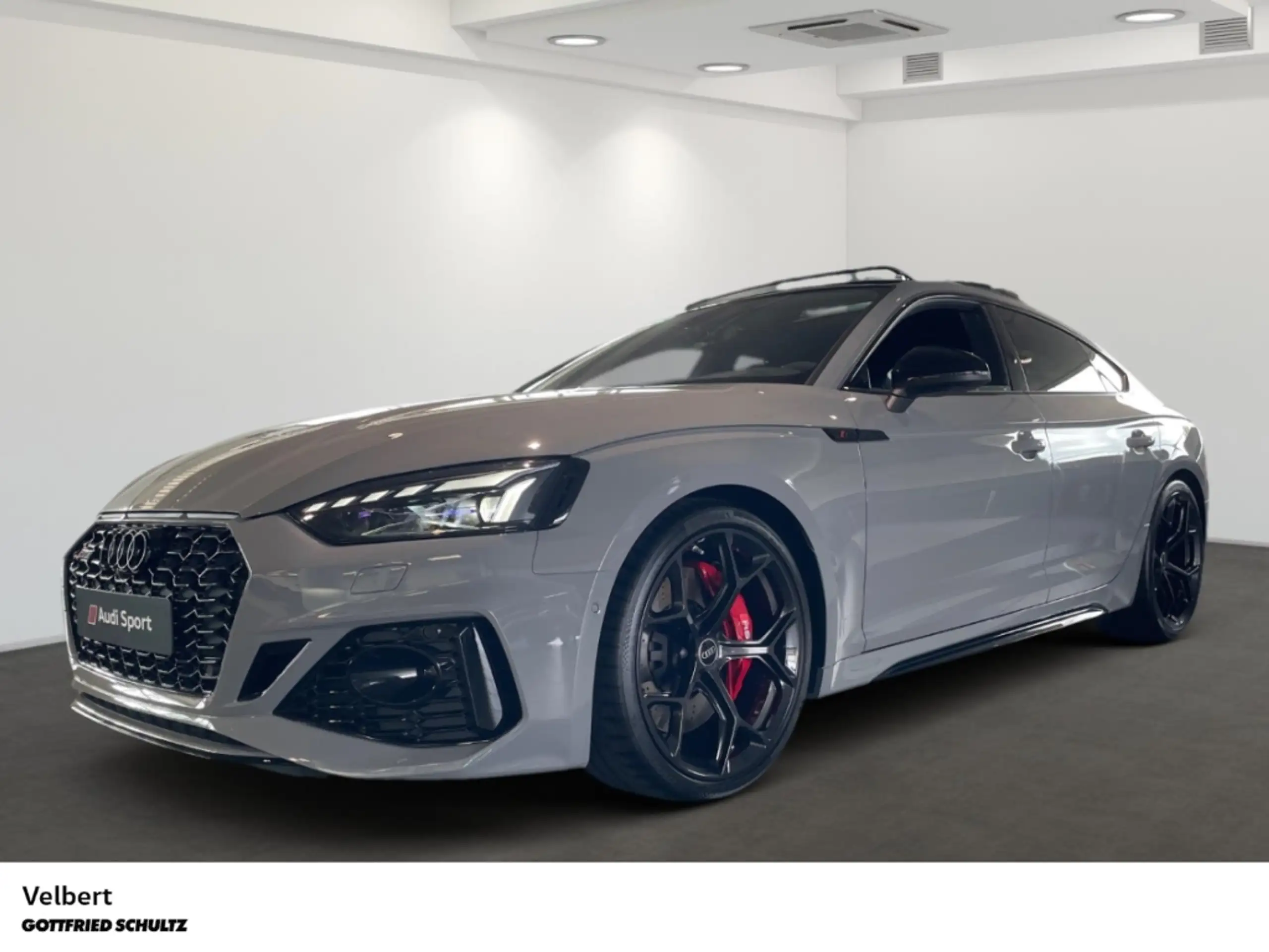 Audi - RS5