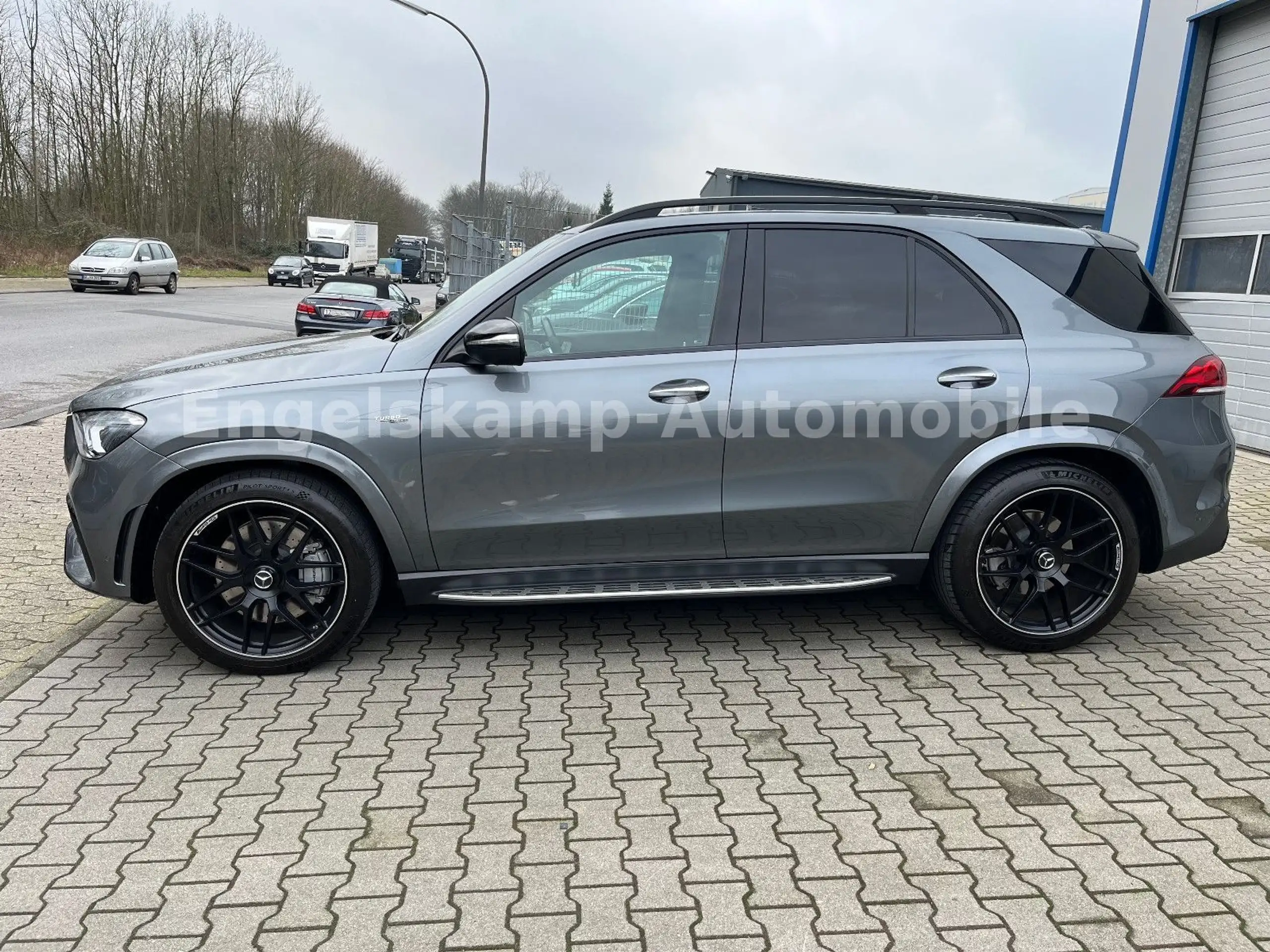 Mercedes-Benz - GLE 53 AMG