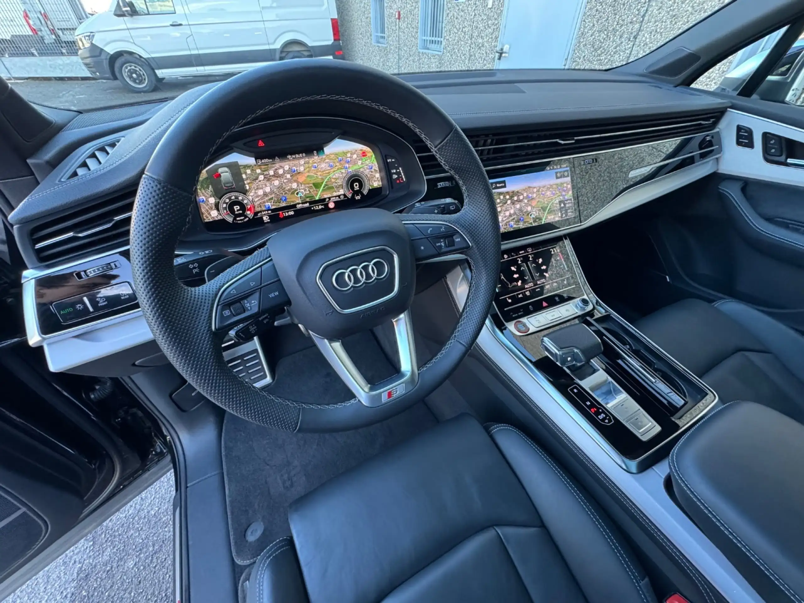 Audi - SQ7