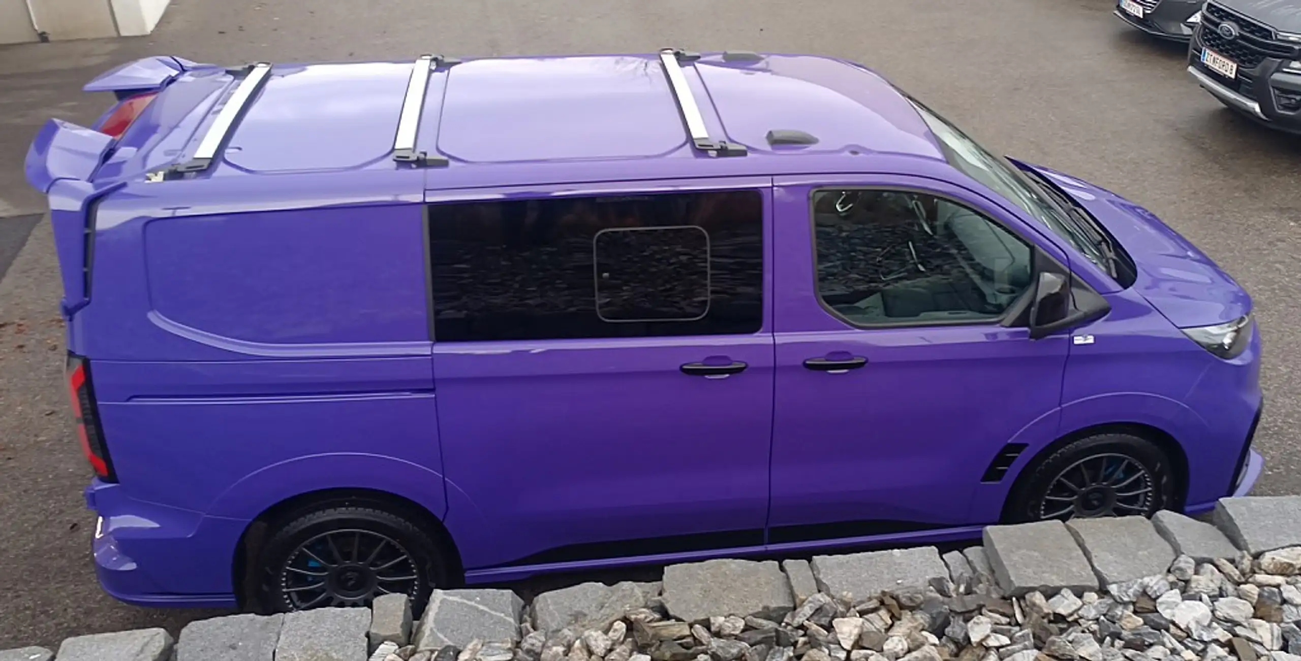 Ford - Transit Custom