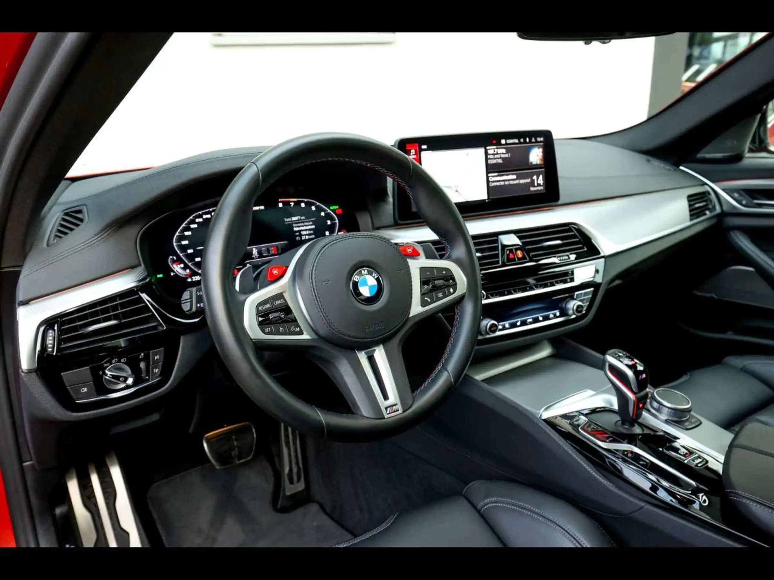 BMW - M5