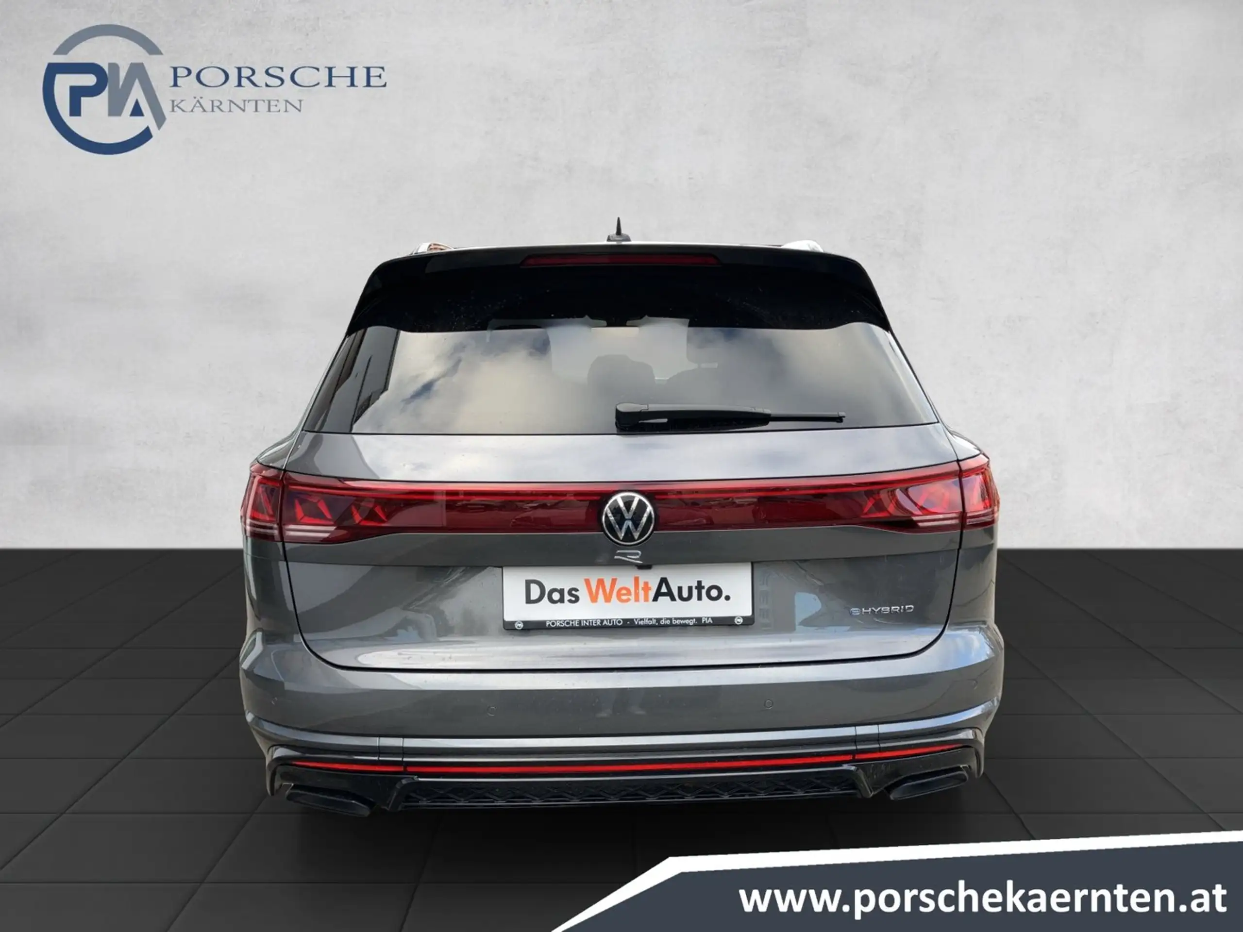 Volkswagen - Touareg