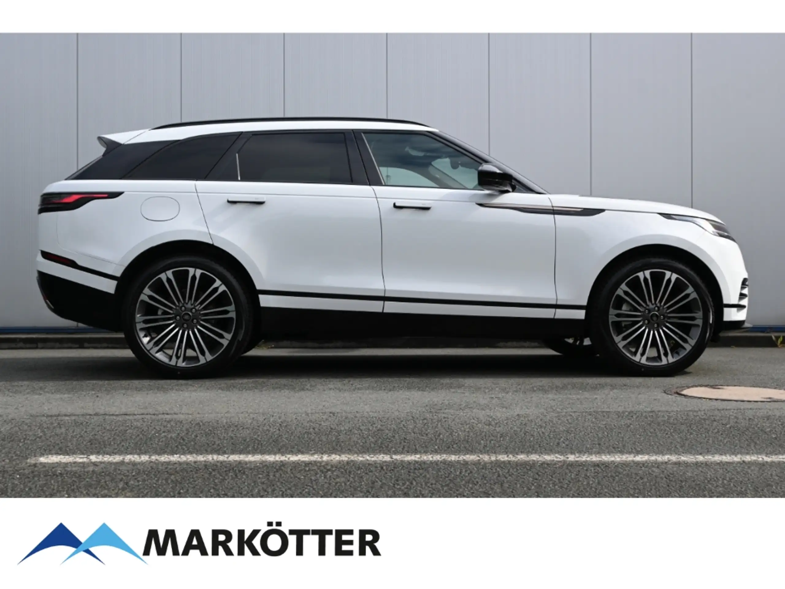 Land Rover - Range Rover Velar