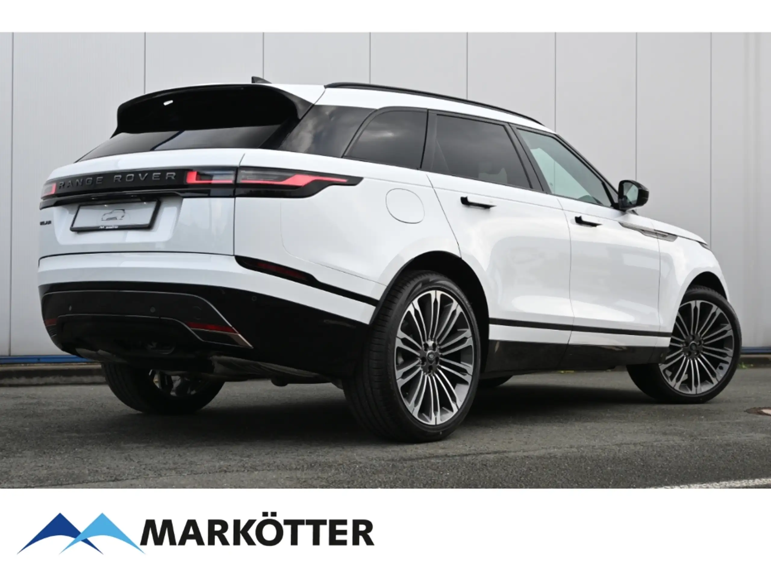 Land Rover - Range Rover Velar