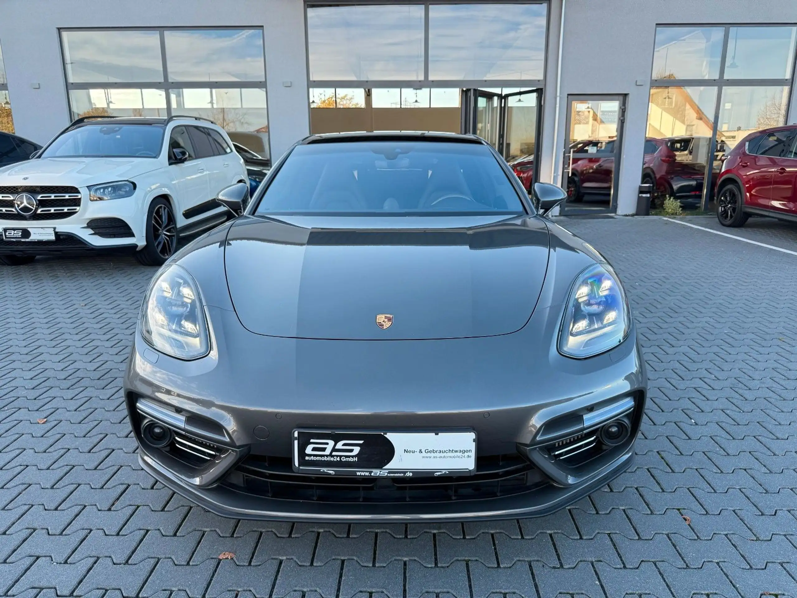 Porsche - Panamera