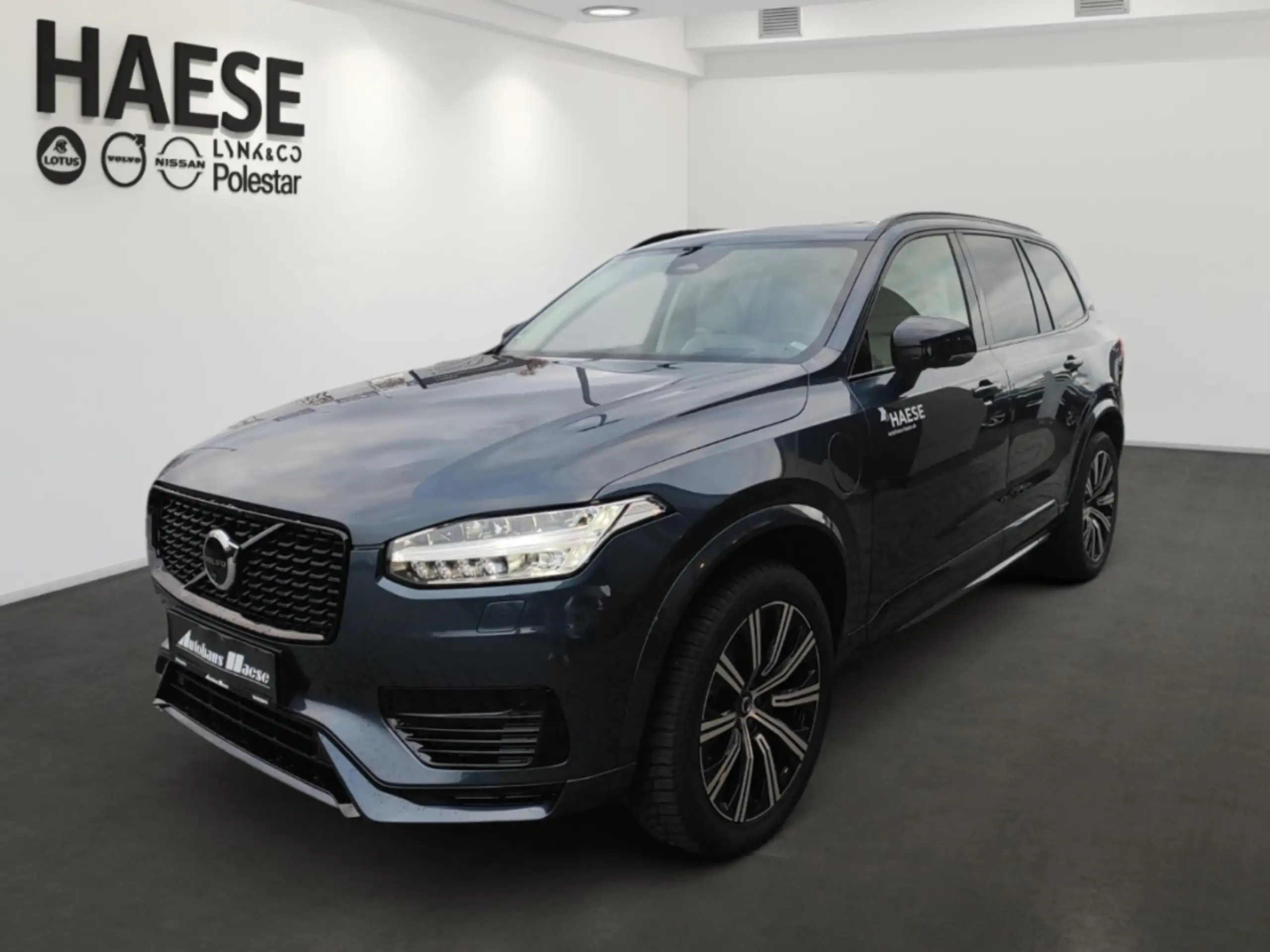 Volvo - XC90