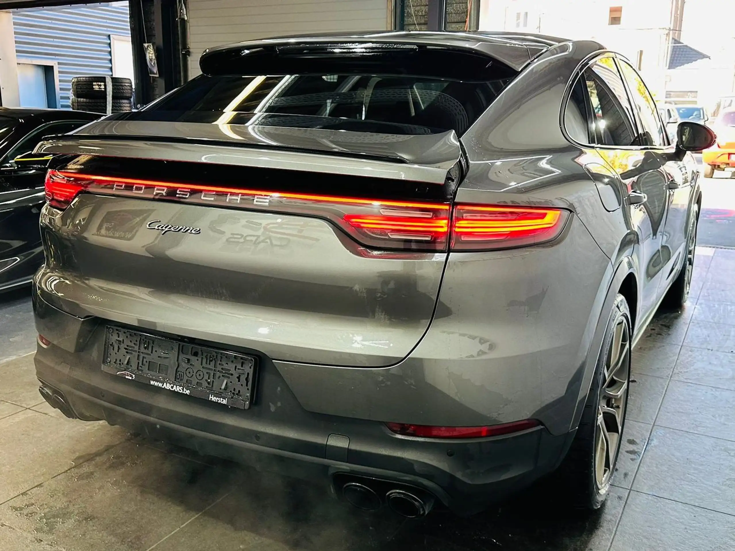 Porsche - Cayenne