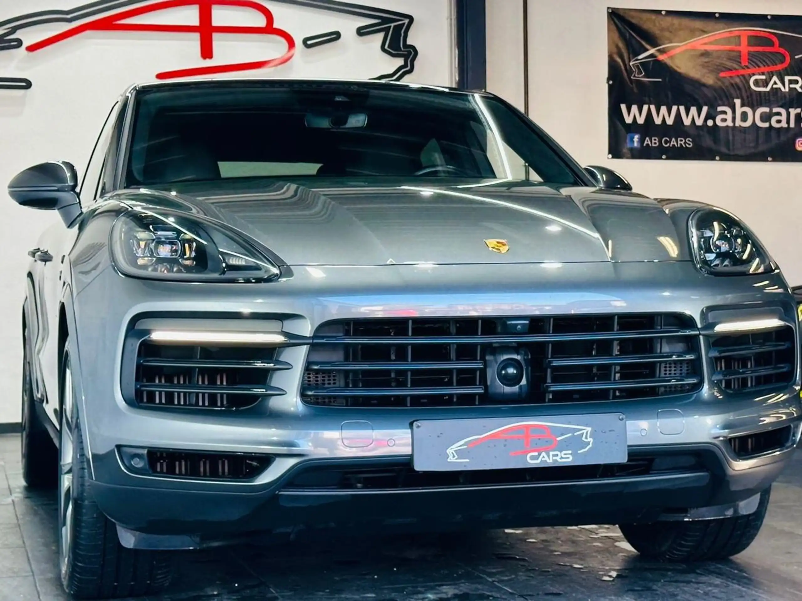 Porsche - Cayenne