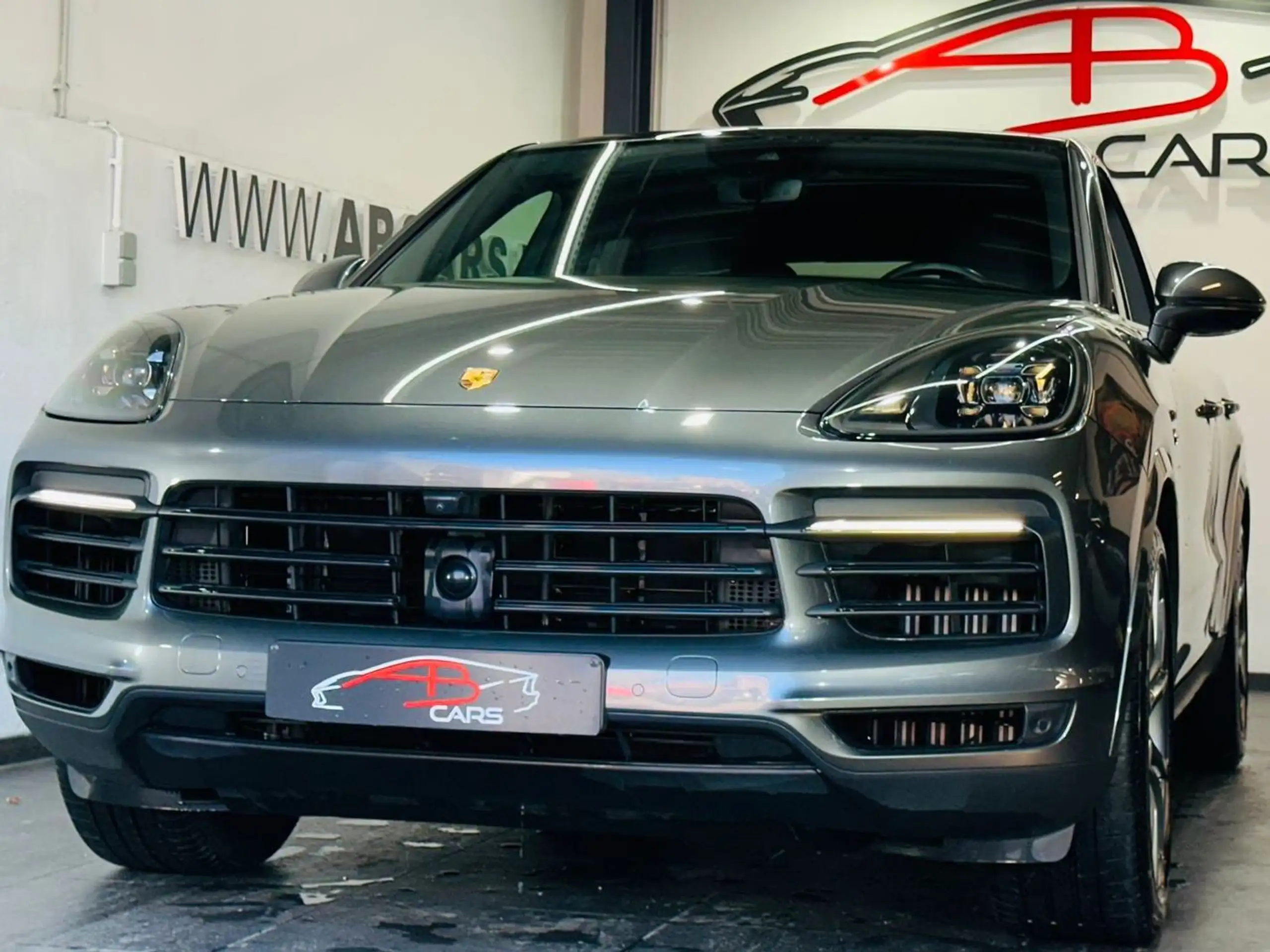 Porsche - Cayenne